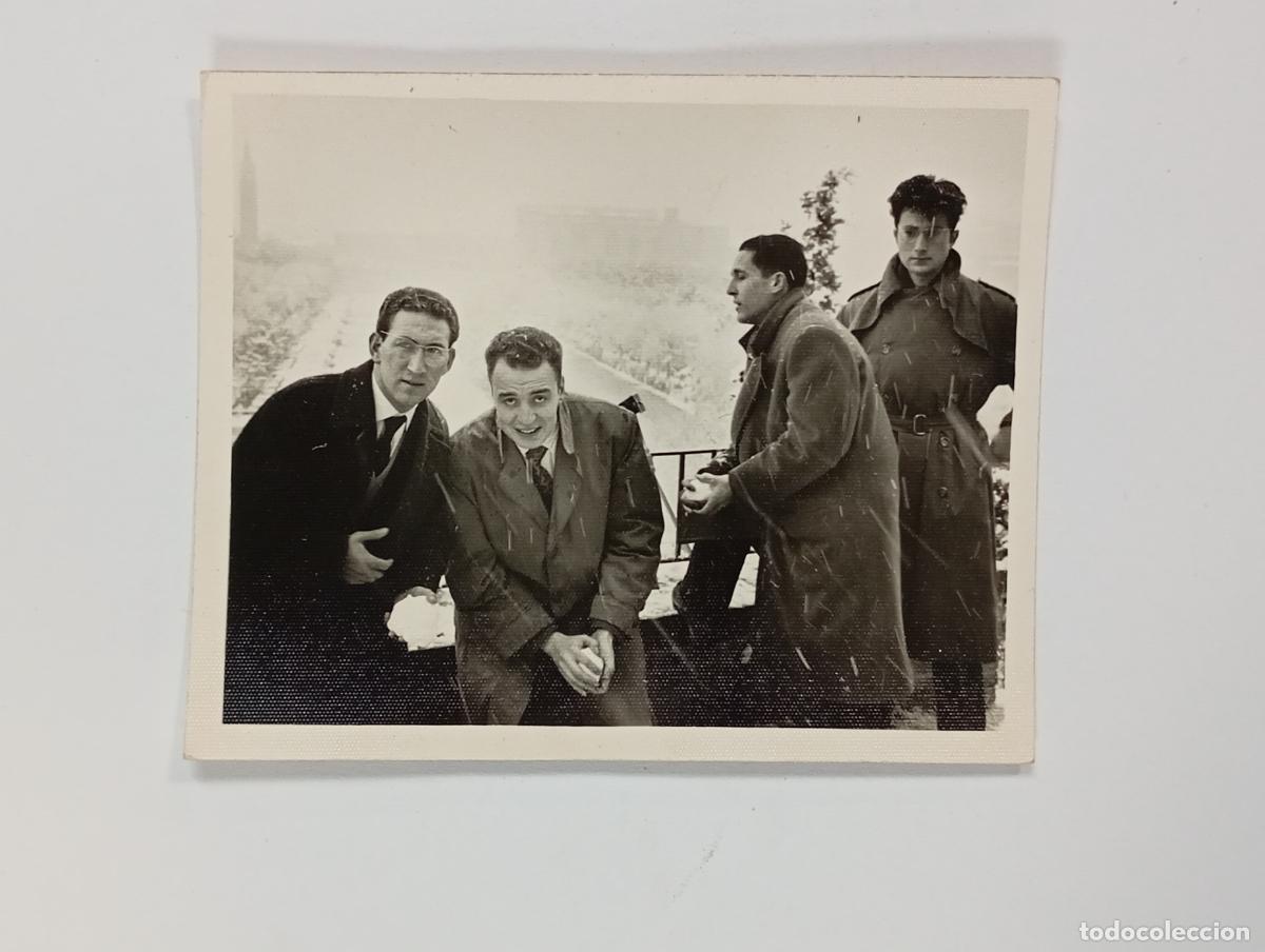 Fotografia antica: ANTIGUA FOTOGRAF&Iacute;A HOMBRES EN LA NIEVE. TDKP26Z2