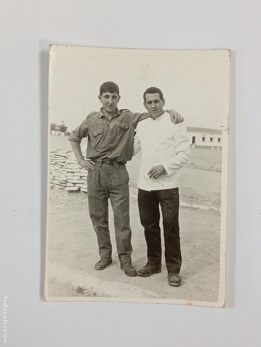 Fotografia antiga: ANTIGUA FOTOGRAF&Iacute;A MILITARES POSANDO. TDKP26Z2