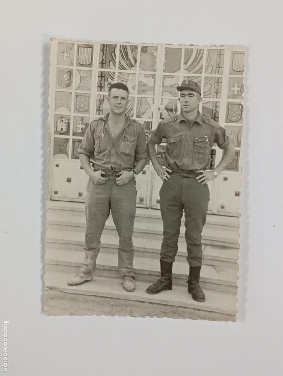 Fotografia antiga: ANTIGUA FOTOGRAF&Iacute;A MILITARES POSANDO. TDKP26Z2