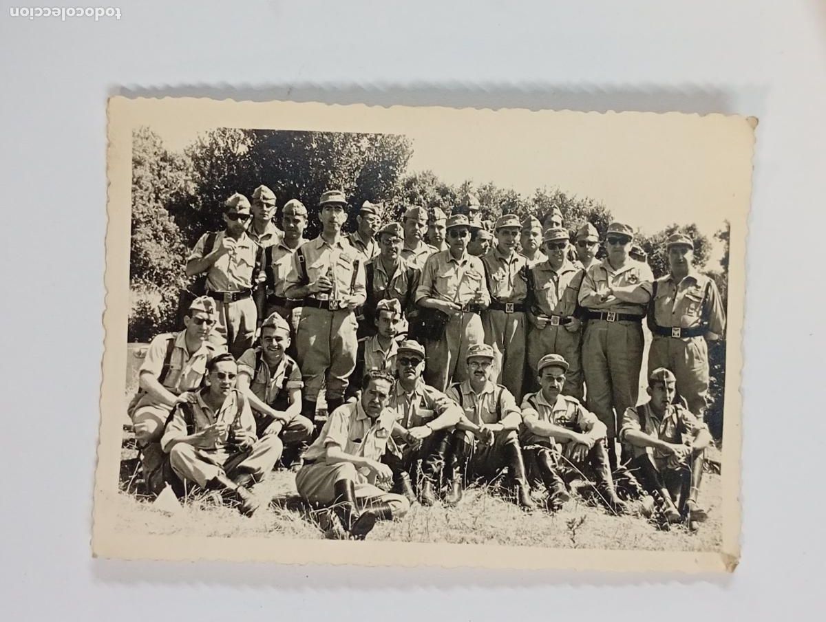 Fotograf&iacute;a antigua: ANTIGUA FOTOGRAF&Iacute;A MILITARES POSANDO EN GRUPO GRANDE. TDKP26Z2