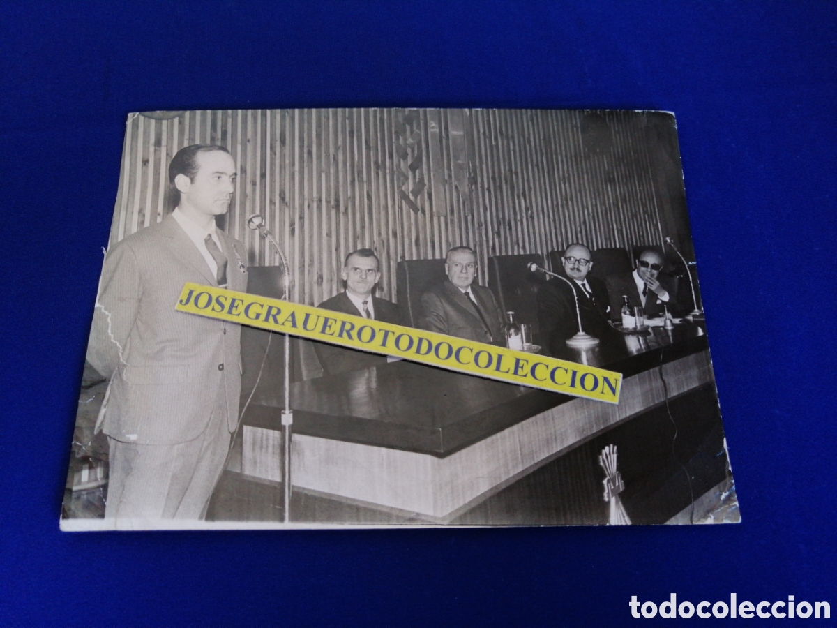 Alte Fotografie: SINDICATO PROVINCIAL DE LA CONSTRUCCI&Oacute;N, VIDRIO Y CER&Aacute;MICA 1965 CRUZ DE LA ORDEN CISNEROS