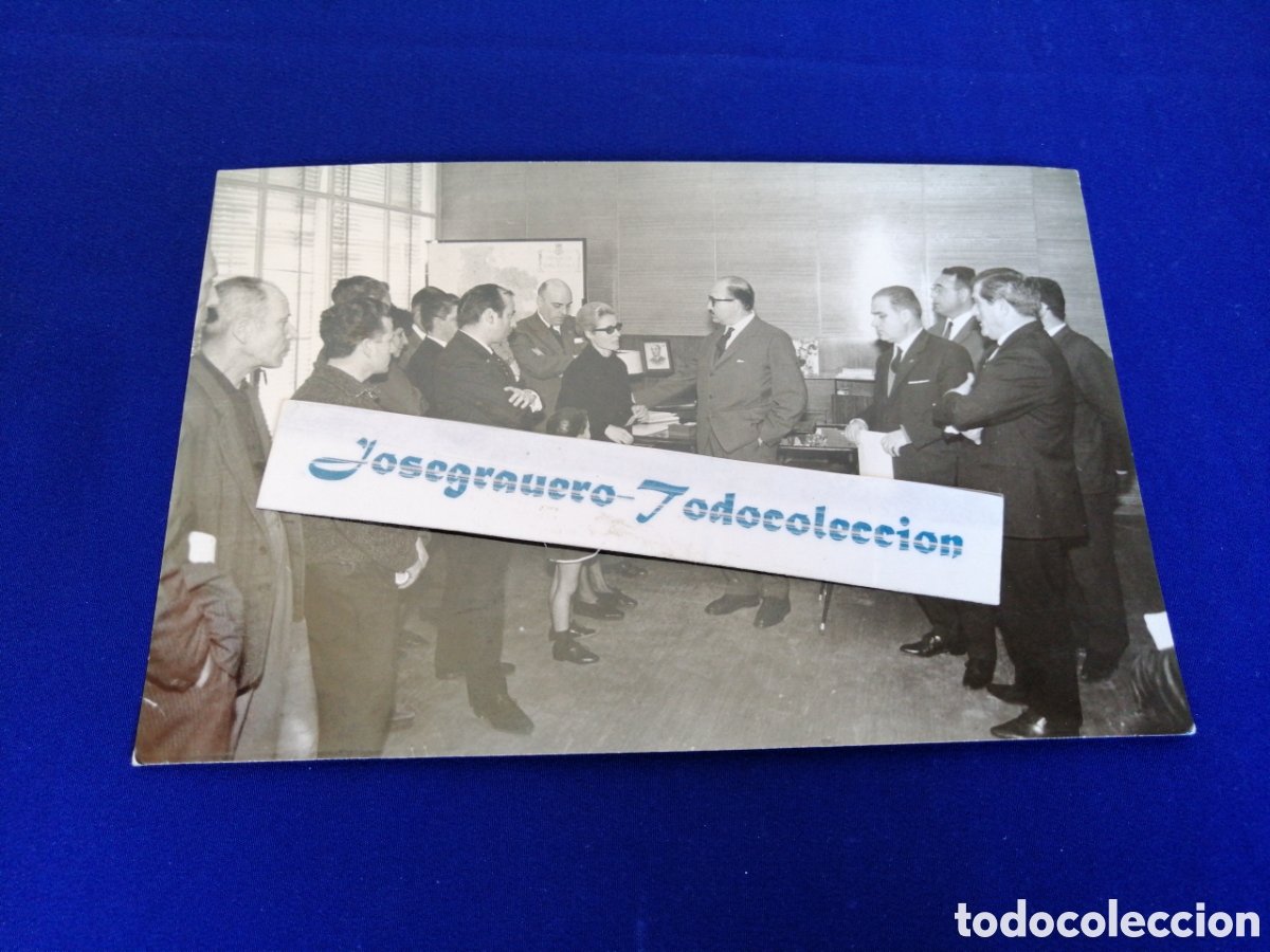 Photographie ancienne: ORGANIZACI&Oacute;N SINDICAL ESPA&Ntilde;OLA SINDICATO VERTICAL - &Eacute;POCA FRANQUISTA - JOS&Eacute; LUIS INSAUSTI LAGASTRAY