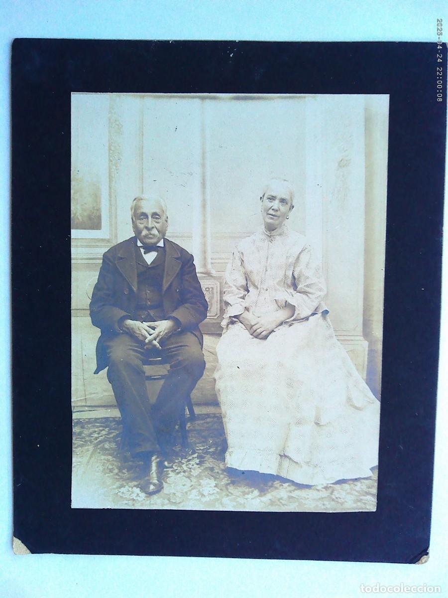 Fotograf&iacute;a antigua: BONITA FOTO DE ESTUDIO DE PAREJA DE PERSONAS MAYORES DEL SIGLO XIX