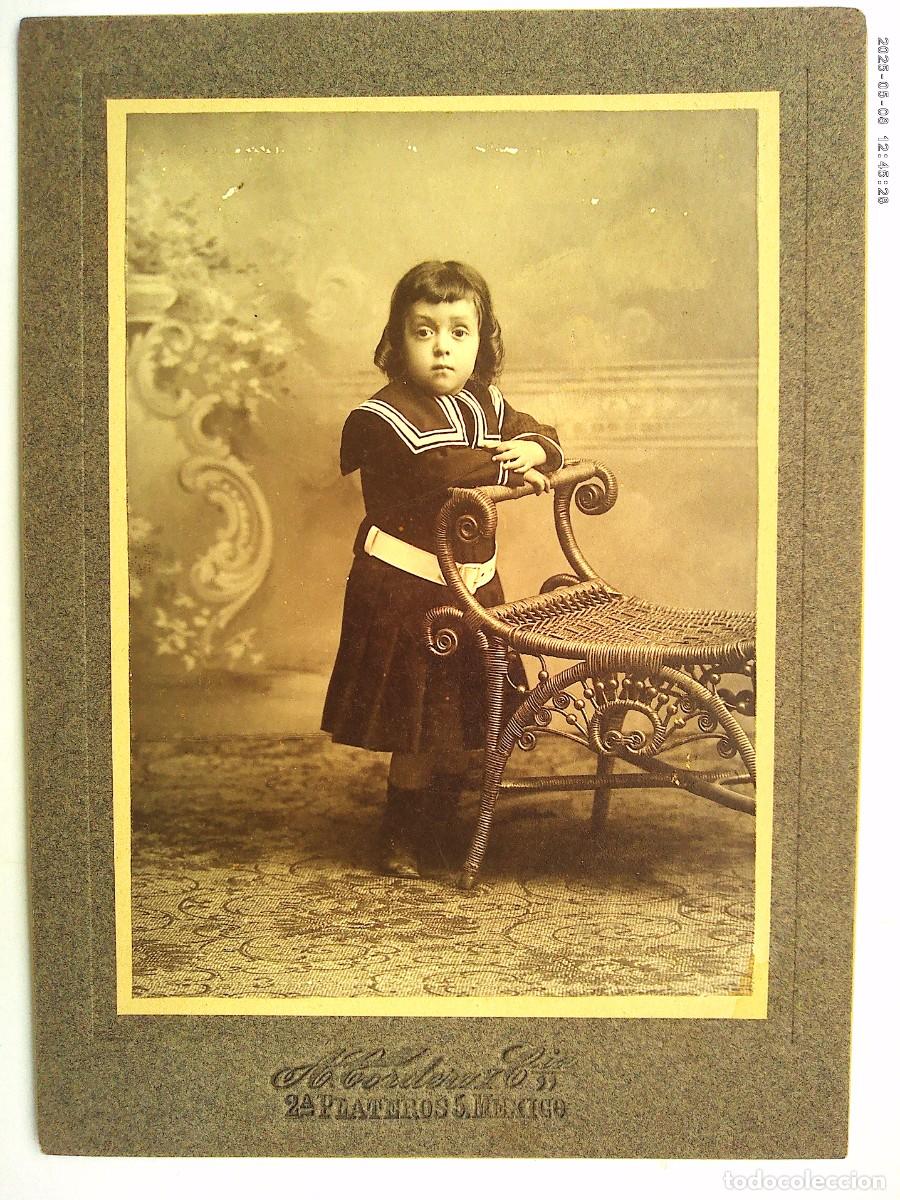 Fotograf&iacute;a antigua: PRECIOSA FOTO DE ESTUDIO DE NI&Ntilde;A MEXICANA , 1902 . DE A. CORDERO , MEXICO ...... 13,5 X 18,5 CM