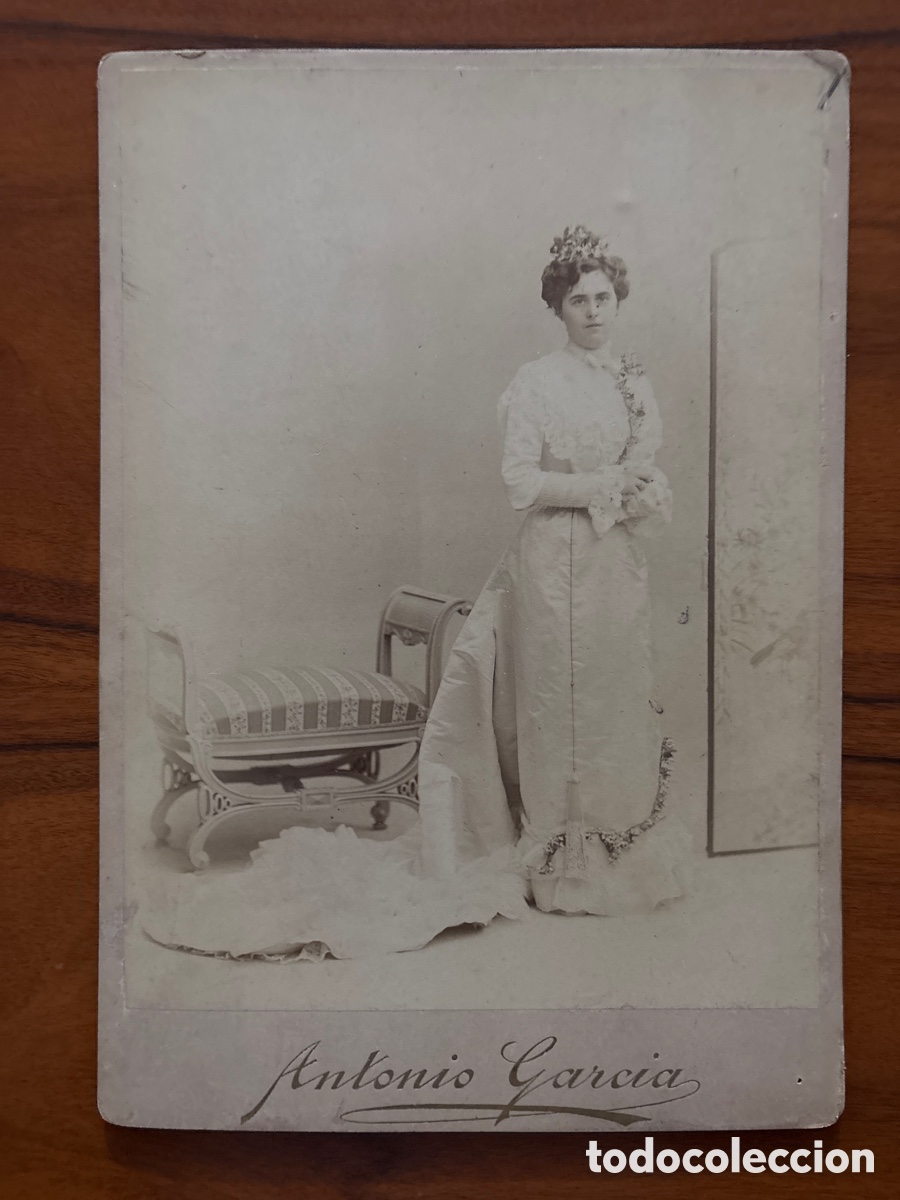 Antique Photography: FOTO ALBUMINA. UNA NOVIA O UNA PRINCESA. ANTONIO GARCIA, FOT&Oacute;GRAFO. VALENCIA.