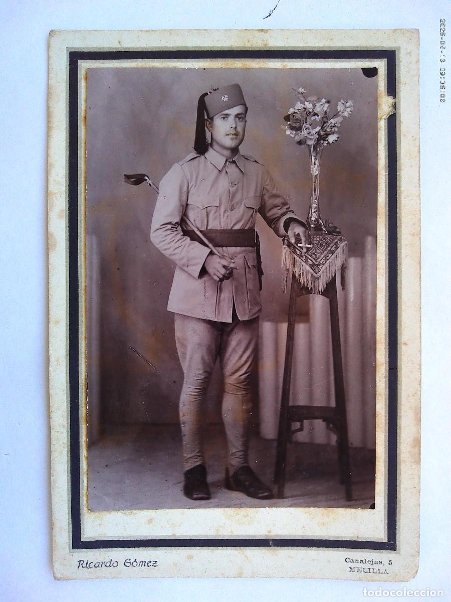 Fotograf&iacute;a antigua: TROPAS NORTE AFRICA: FOTO ESTUDIO DE MILITAR DE REGULARES DE CABALLERIA. DE RICARDO GOMEZ, MELILLA