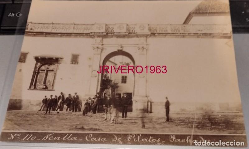 Fotograf&iacute;a antigua: SEVILLA, SIGLO XIX, ALBUMINA FACHADA DE LA CASA DE PILATOS, 134X98MM