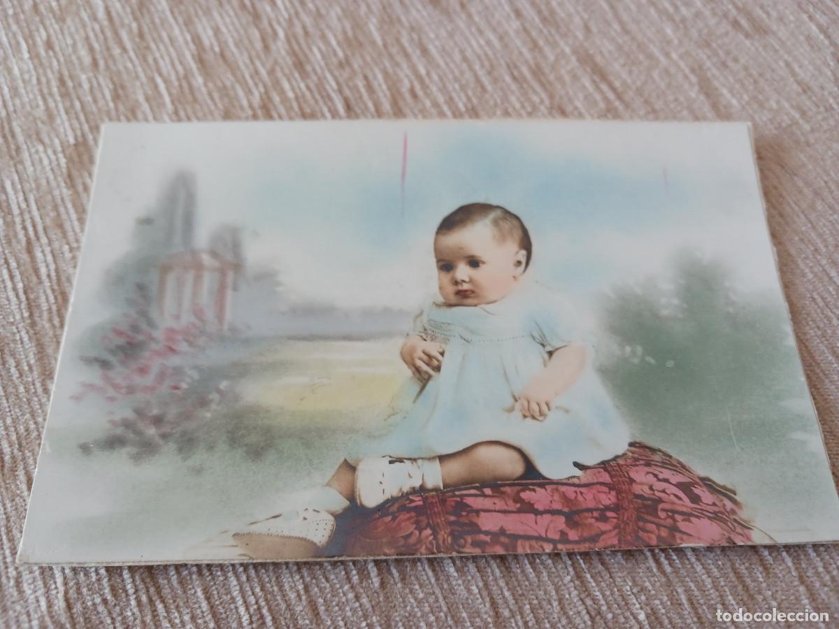 Fotograf&iacute;a antigua: fotografia coloreada de bebe