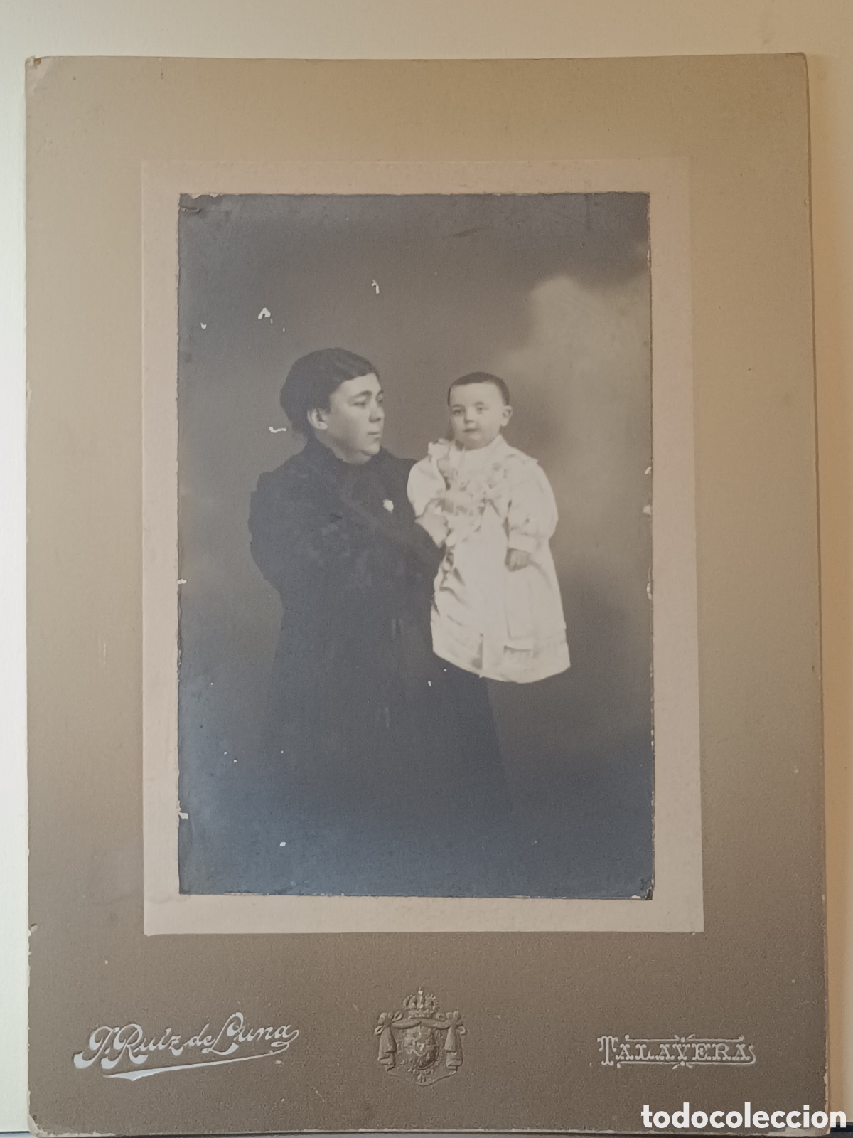 Fotograf&iacute;a antigua: FOTOGRAF&Iacute;A ANTIGUA RUIZ DE LUNA, TALAVERA. MUJER CON NI&Ntilde;O. RETRATO SOBRE CART&Oacute;N. ca. 1900-1915