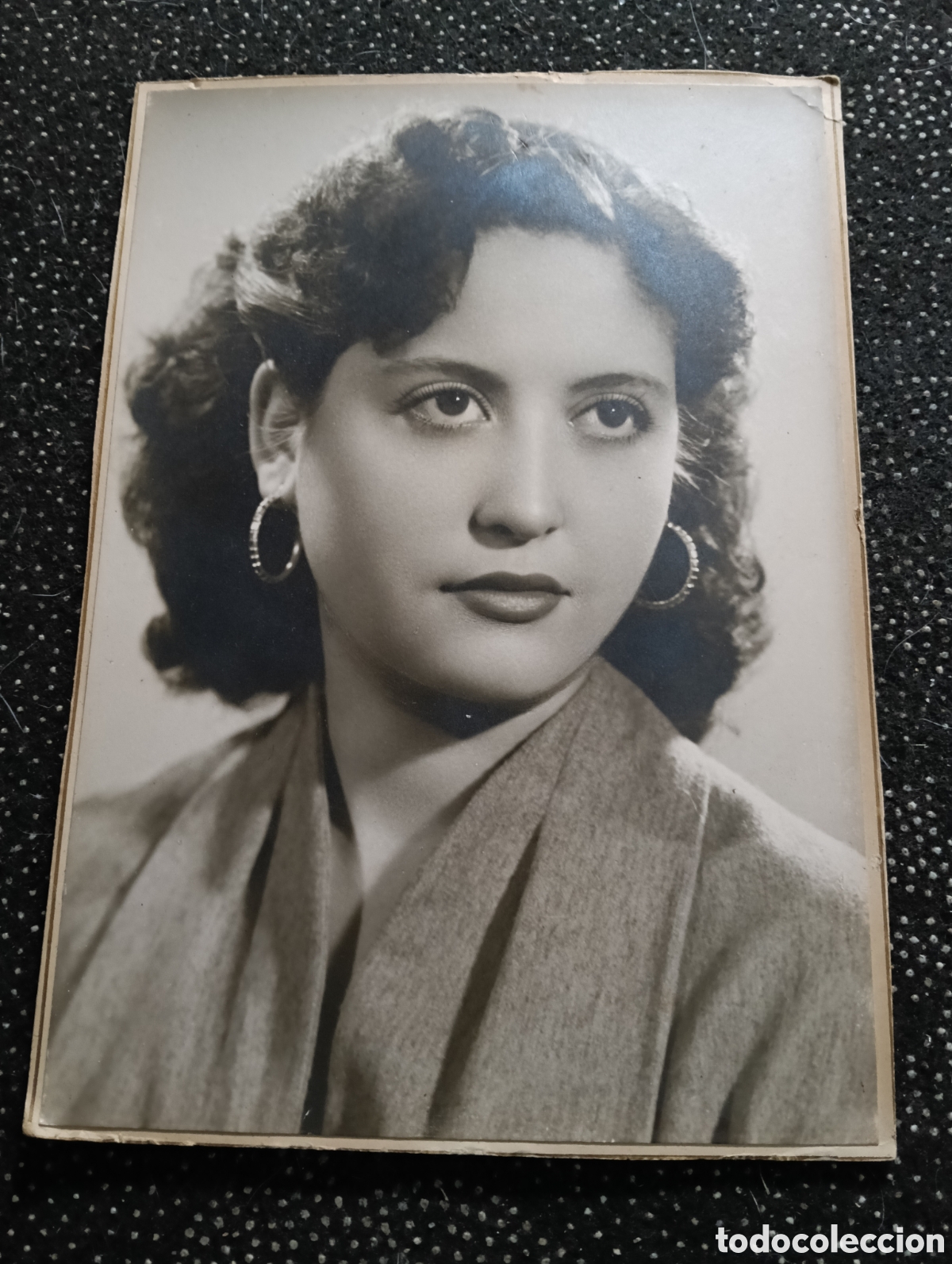 Fotograf&iacute;a antigua: Fotograf&iacute;a de una se&ntilde;orita en 1949