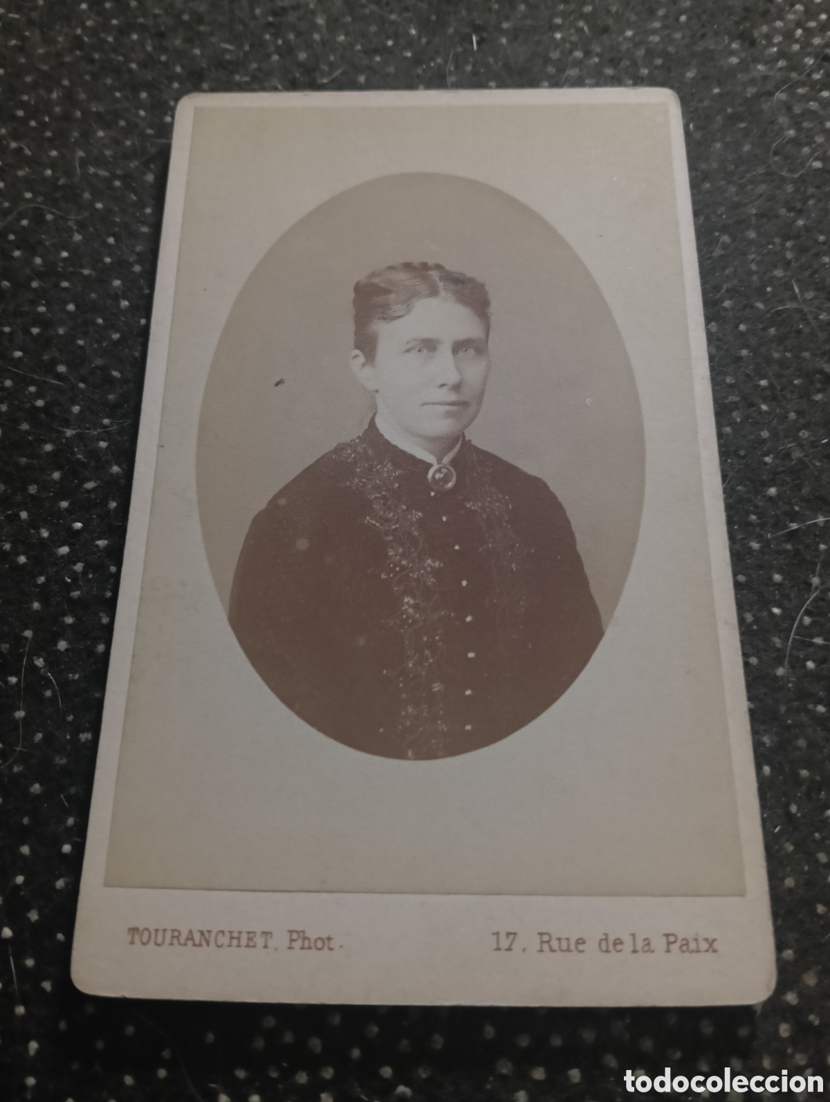Fotograf&iacute;a antigua: 1865-1910 Fotograf&iacute;a Victoriana en cart&oacute;n de una se&ntilde;ora mide 11 x 6,5 aprox.
