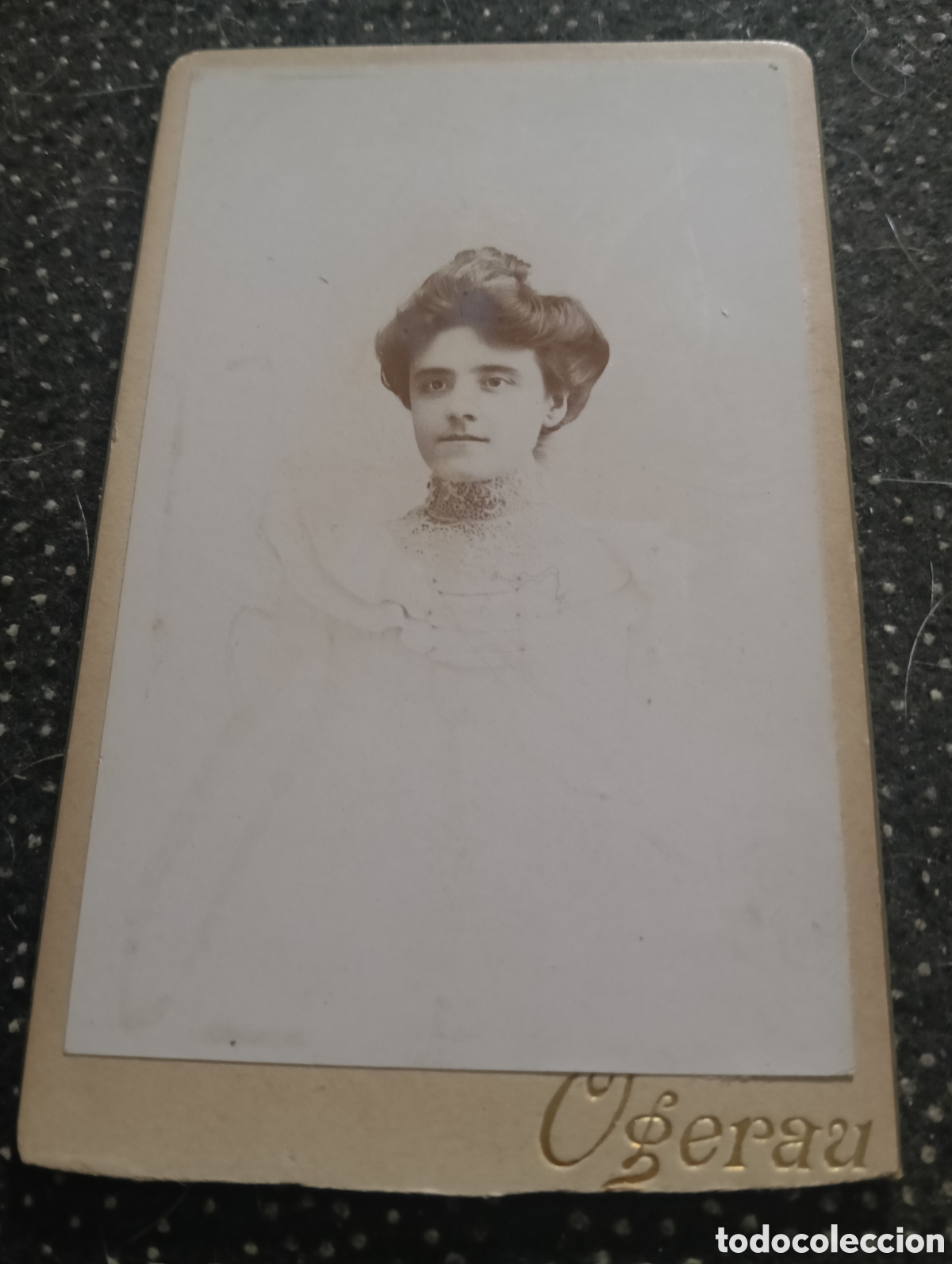 Fotograf&iacute;a antigua: 1865-1910 Fotograf&iacute;a Victoriana en cart&oacute;n de una se&ntilde;ora mide 11 x 6,5 aprox.