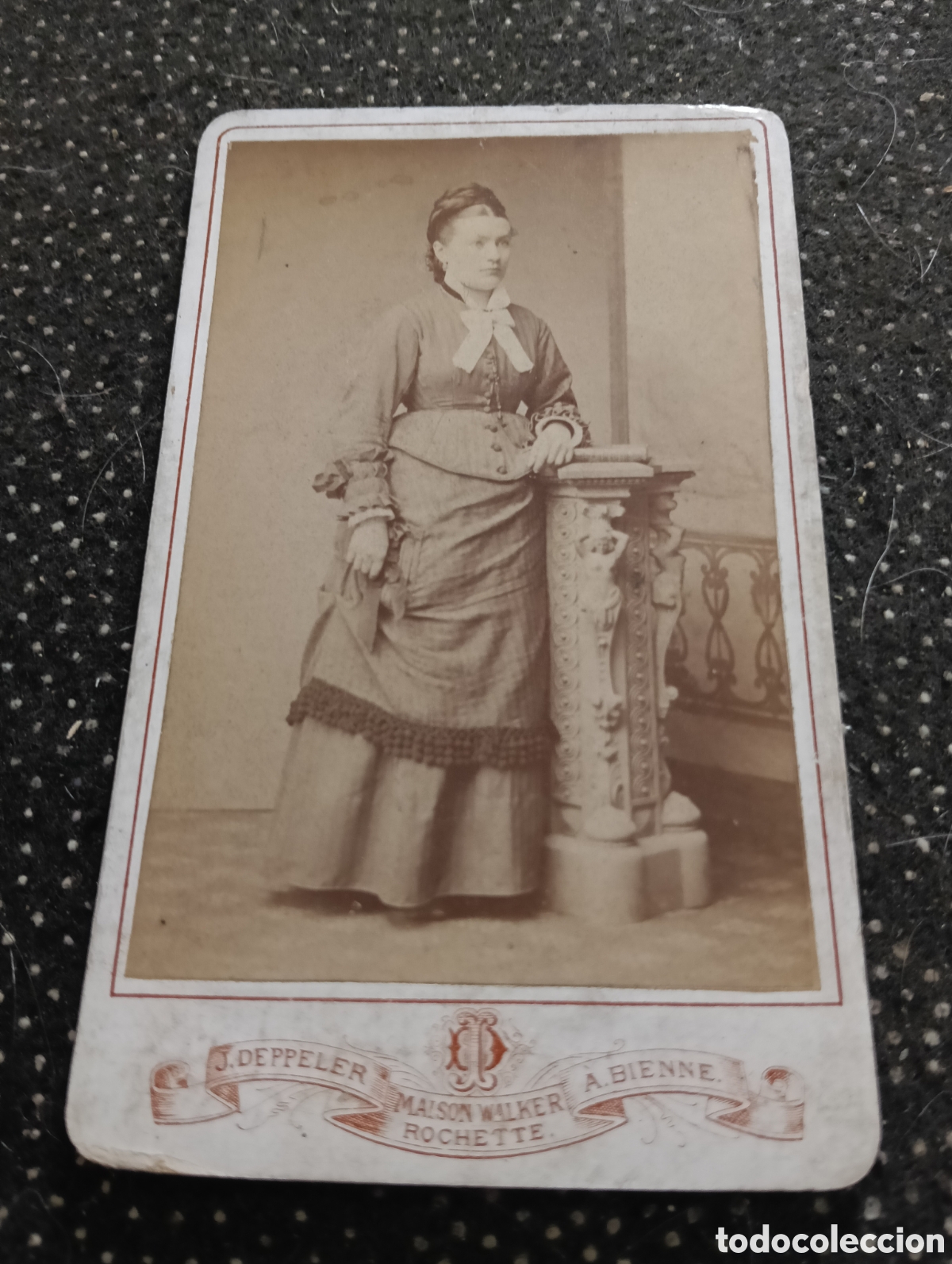 Fotograf&iacute;a antigua: 1865-1910 Fotograf&iacute;a Victoriana en cart&oacute;n de una se&ntilde;ora mide 11 x 6,5 aprox.