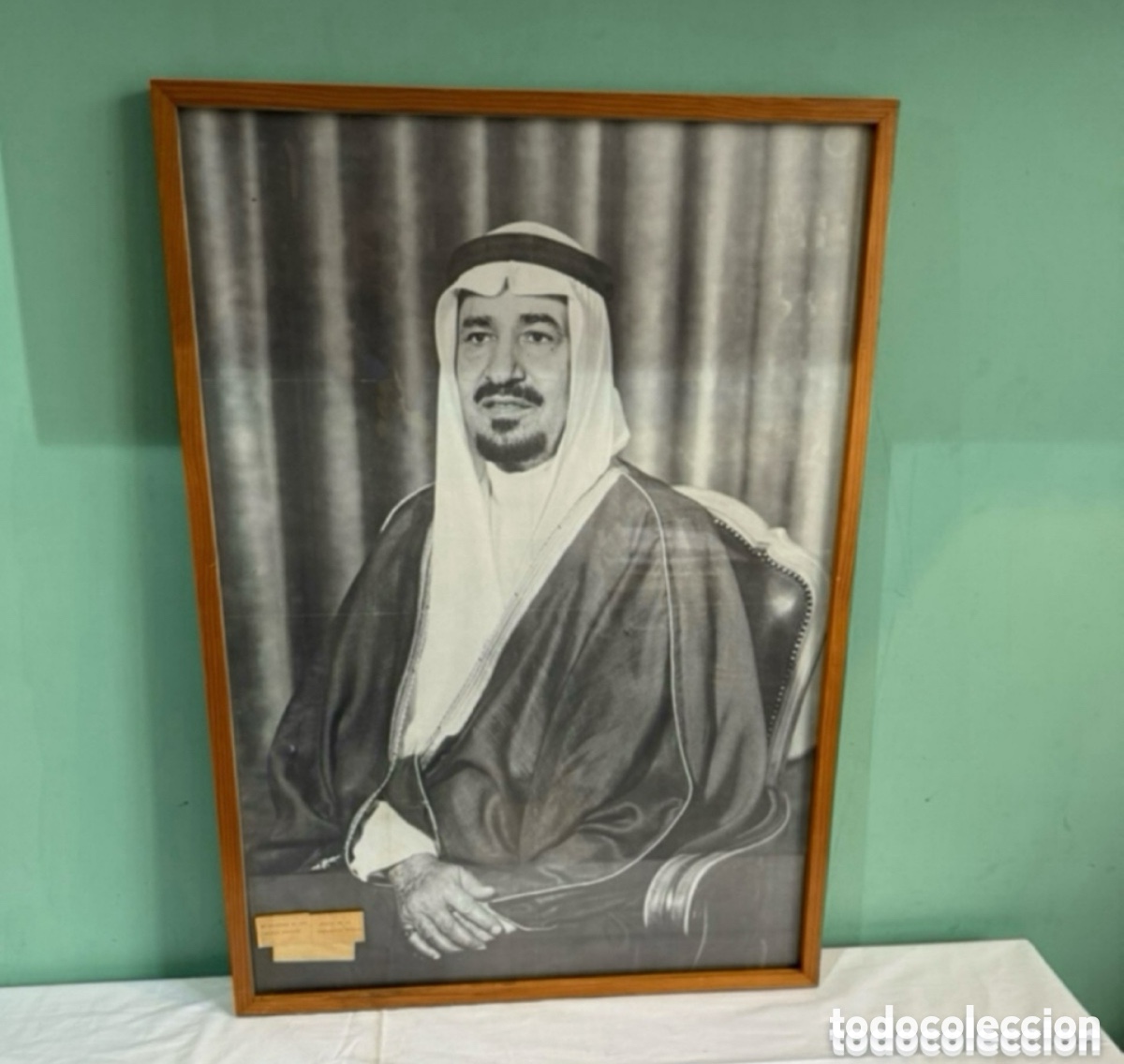 Photographie ancienne: Antigua fotograf&iacute;a oficial de SU MAJESTAD EL REY ARABIA SAUDITA rey Khalid Bin Abdulaziz Al Saud.