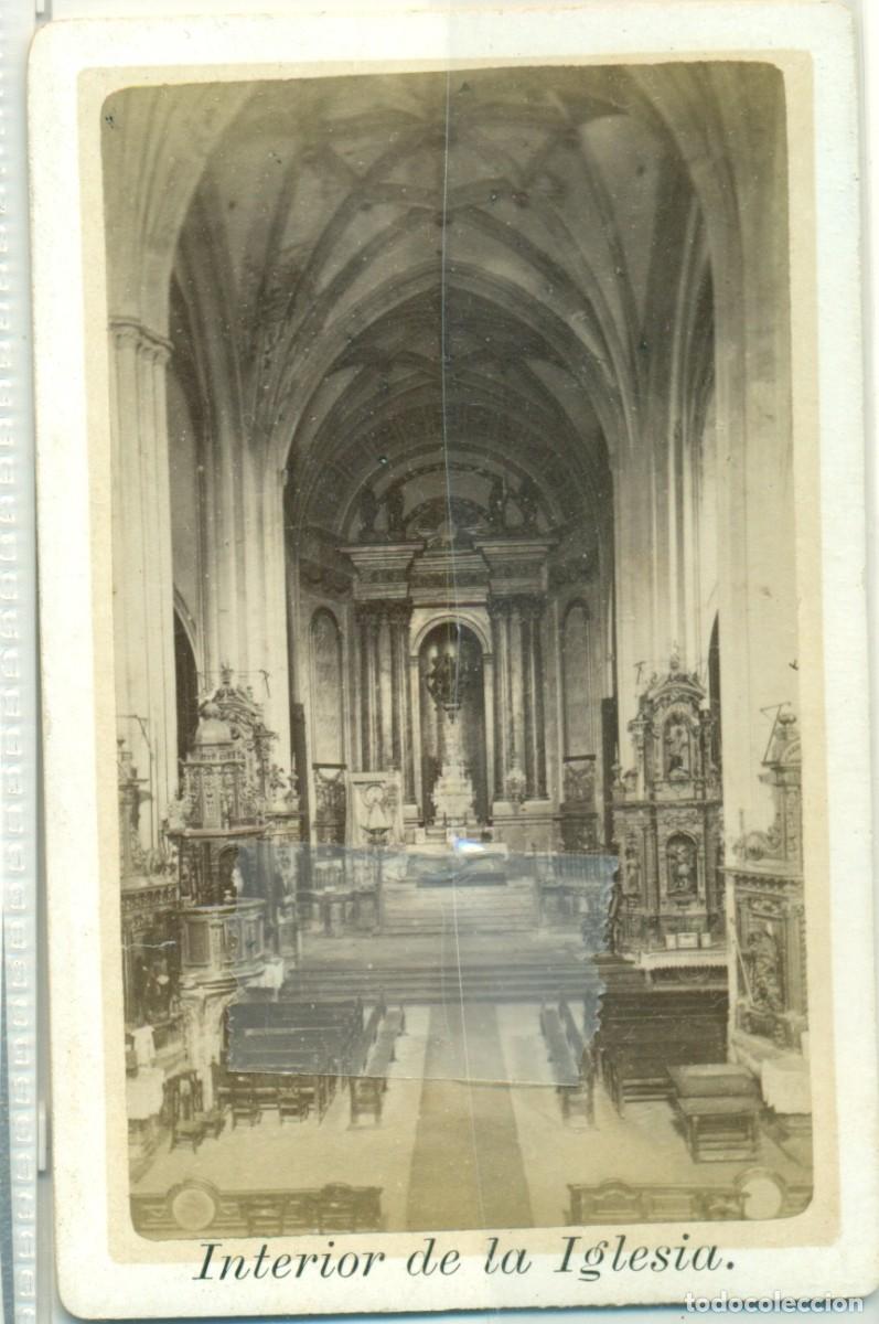 Fotograf&iacute;a antigua: FUENTERRABIA. INTERIOR DE LA IGLESIA. HACIA 1880. MUY RARA.
