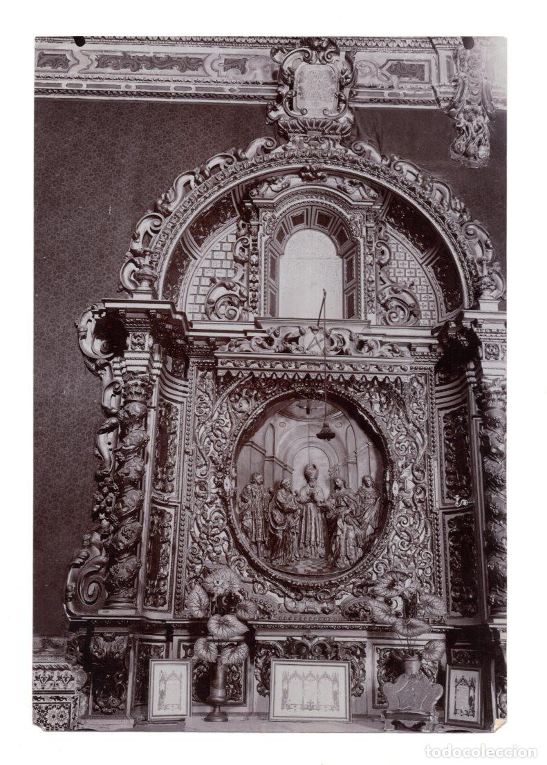Fotografia antica: SEVILLA.- RETABLOS LATERALES DE LA CAPILLA DE SAN JOS&Eacute; 17,1X11,6.