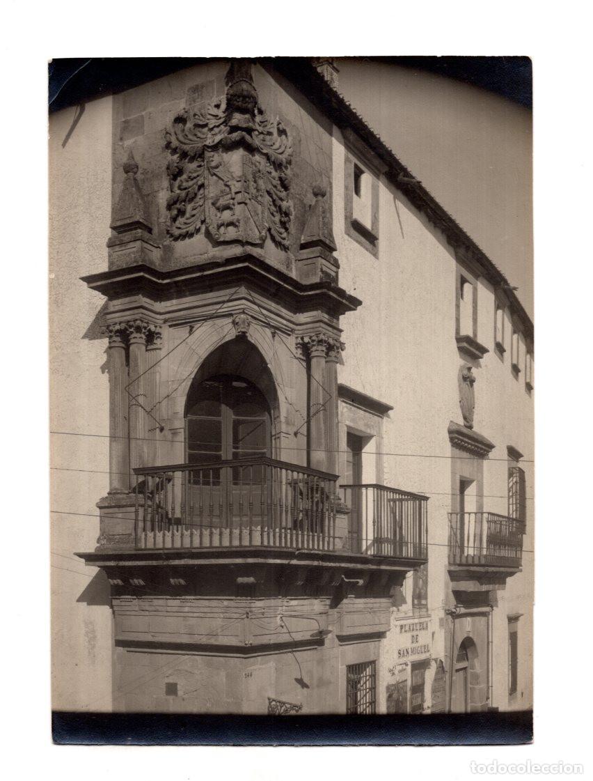 Fotografia antica: TRUJILLO, C&Aacute;CERES.- BALC&Oacute;N DE ESQUINA DEL PALACIO DE LOS MARQUESES DE SOFRAGA, 16,8X12.