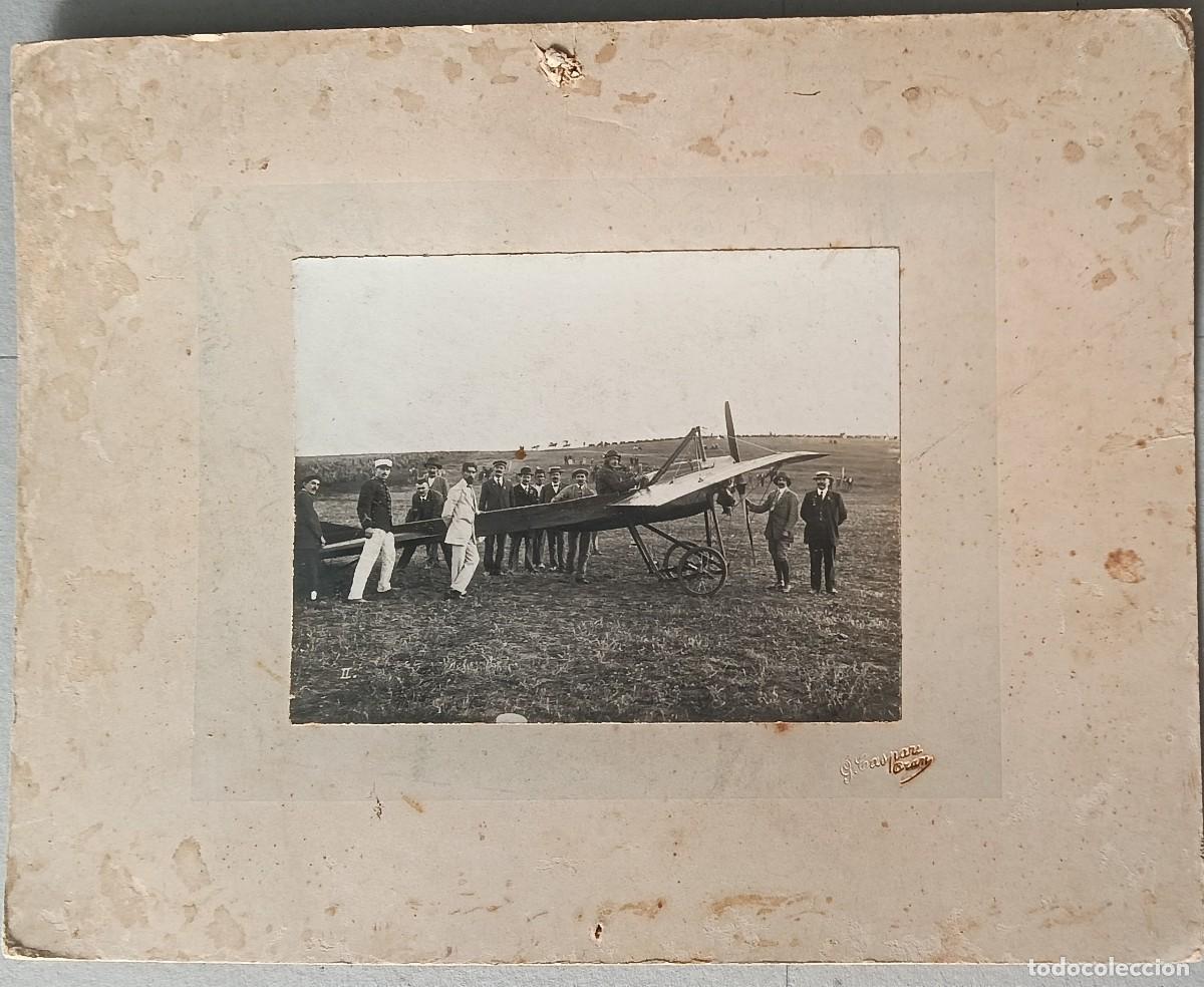 Fotografia antiga: AVIACION MONTADA SOBRE CARTON ORIGINAL TAMA&Ntilde;O 31 X 24 cm. IMAGEN 17.5 X 12.5 cm