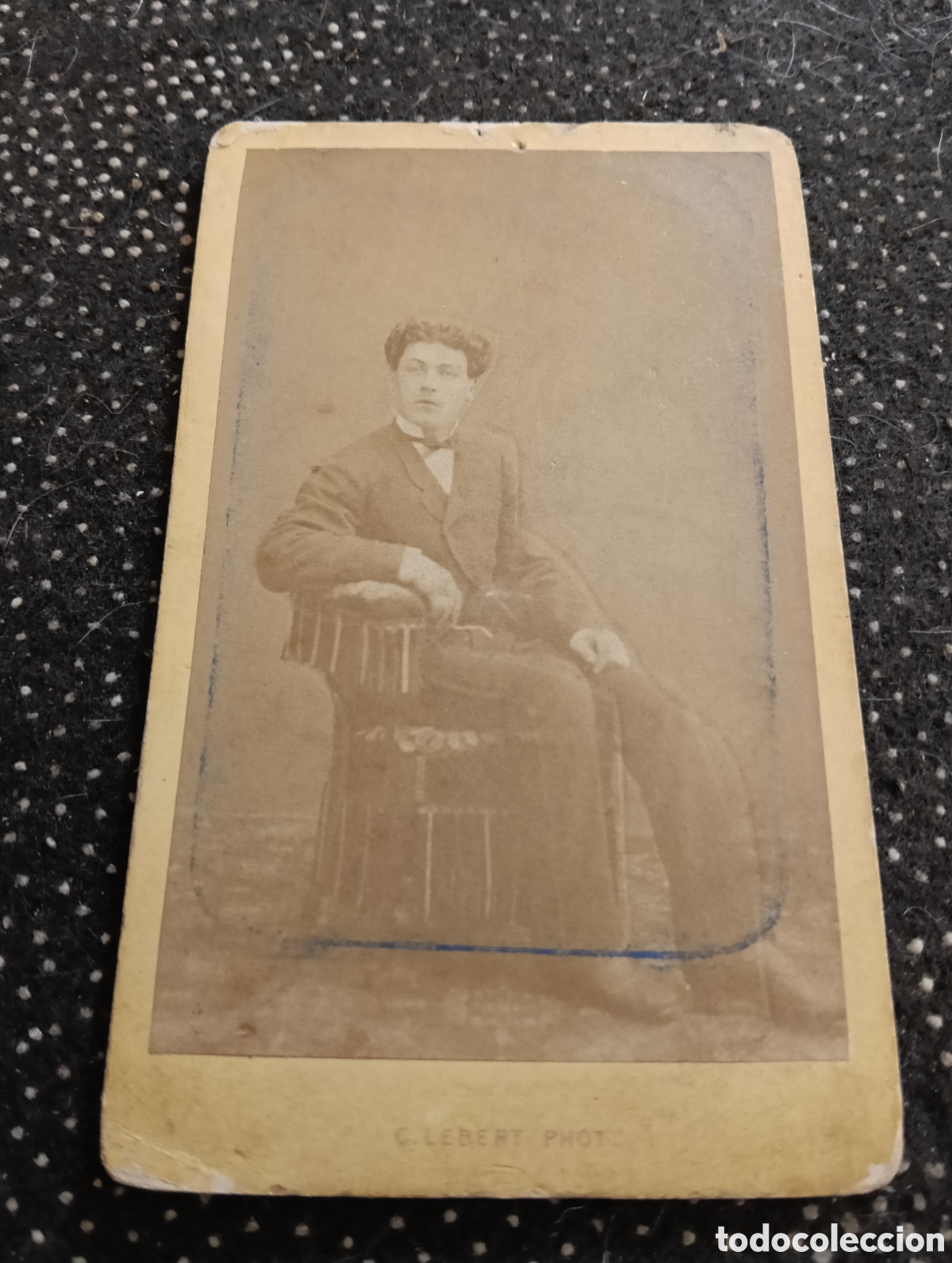 Fotograf&iacute;a antigua: 1865-1910 Fotograf&iacute;a Victoriana en cart&oacute;n de un se&ntilde;or de la &eacute;poca mide 11 x 6,5 aprox.