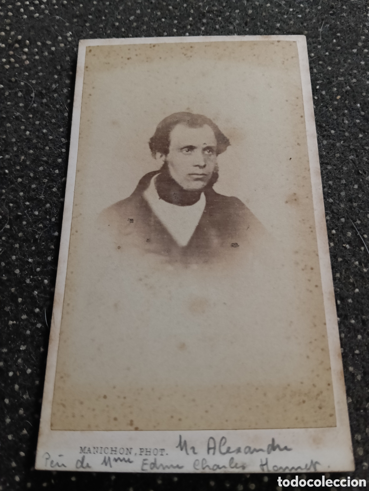 Fotograf&iacute;a antigua: 1865-1910 Fotograf&iacute;a Victoriana en cart&oacute;n de un se&ntilde;or de la &eacute;poca mide 11 x 6,5 aprox.