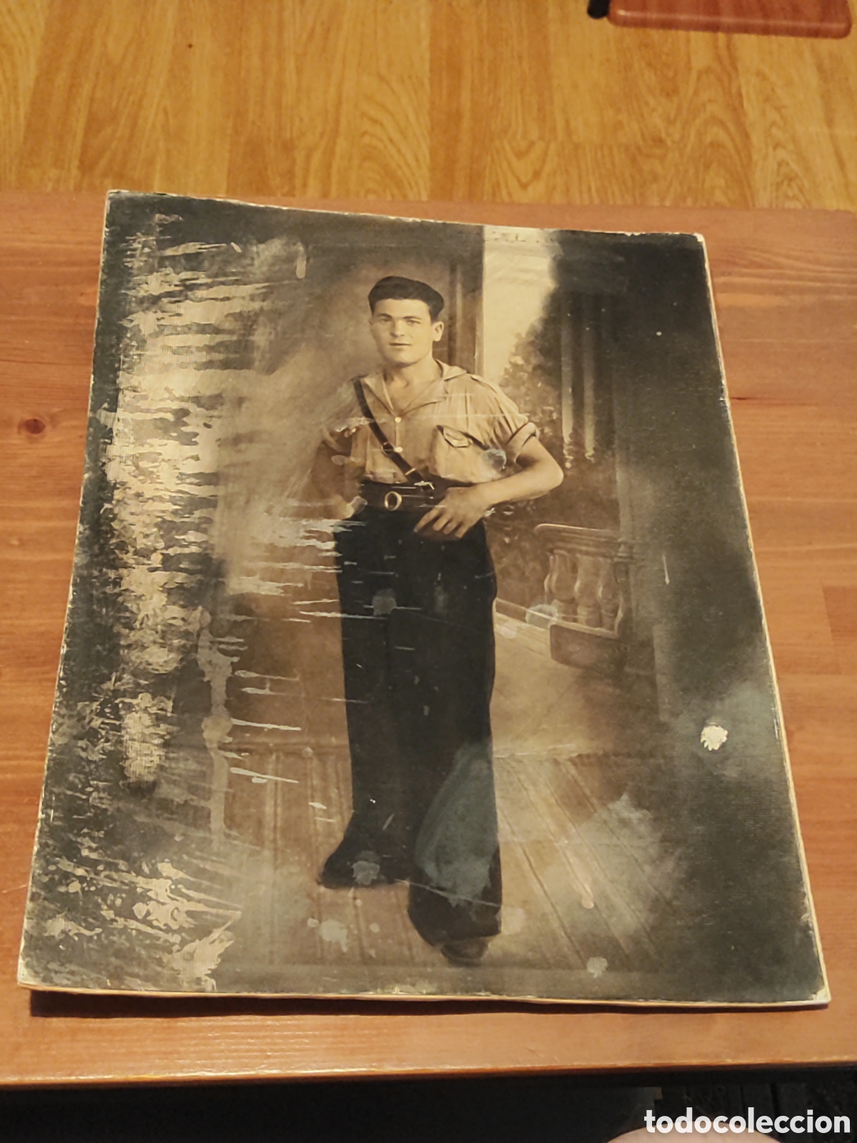 Fotograf&iacute;a antigua: Antigua fotograf&iacute;a militar granadero? Sobre madera para restaurar