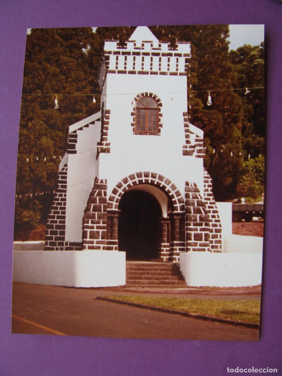 Fotograf&iacute;a antigua: FOTO DE LA ERMITA DE SAO JOAO. ISLA DE FAIAL, AZORES. PORTUGAL. A&Ntilde;OS 1980. 13X10 CM