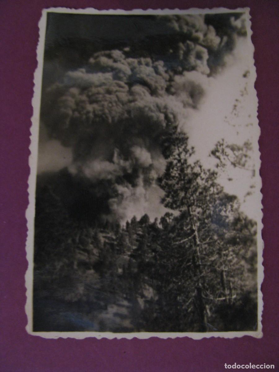 Fotograf&iacute;a antigua: ANTIGUA FOTO DEL VOLCAN DE SAN JUAN ISLA DE LA PALMA. 1949. 9X6 CM