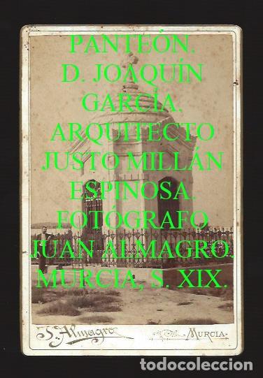 Fotograf&iacute;a antigua: PANTE&Oacute;N FAMILIAR DE JOAQU&Iacute;N GARC&Iacute;A Y GARC&Iacute;A. FOT&Oacute;GRAFO J. ALMAGRO. MURCIA. SIGLO XIX.
