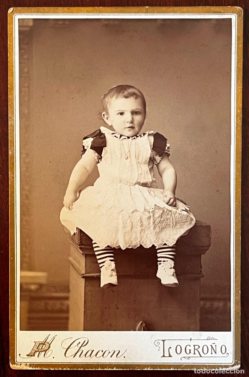 Fotograf&iacute;a antigua: FOTOGRAFIA ALBUMINA DE NI&Ntilde;A, FOTOGRAFO P. M. CHACON, DE LOGO&Ntilde;O, , MIDE 16.6 X 10,7 CMS.