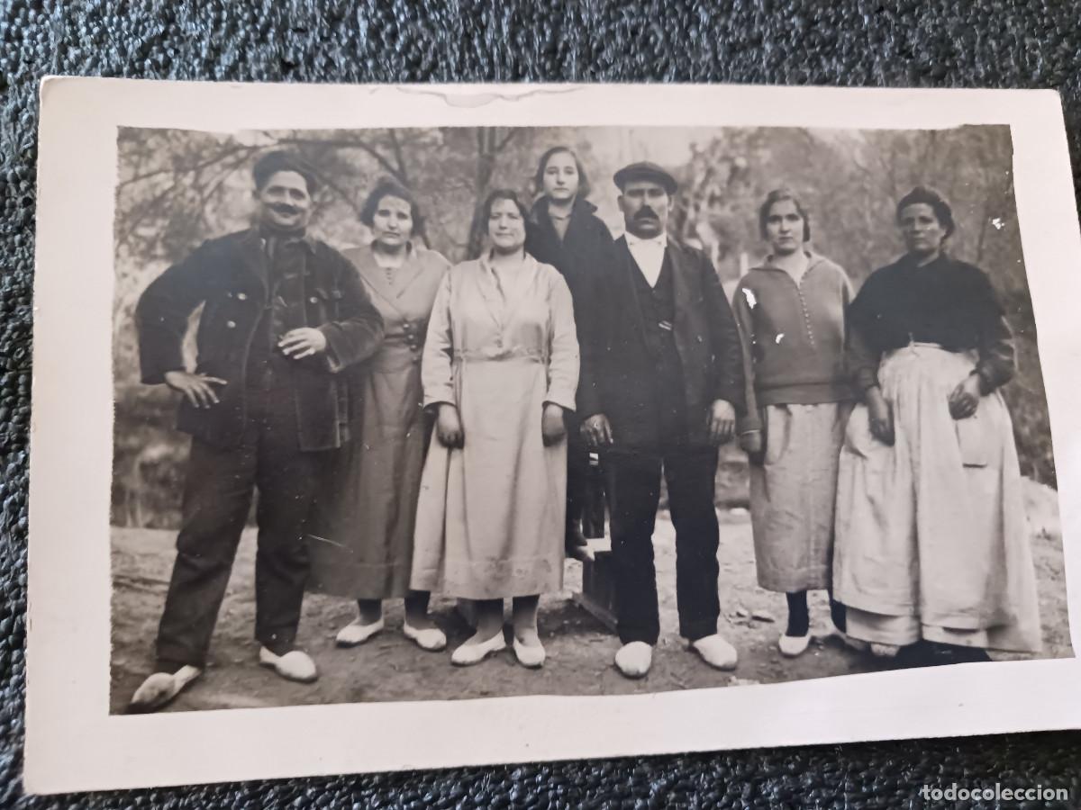 Fotograf&iacute;a antigua: antiguas fotografia, cuadrilla de trabajadores o familia