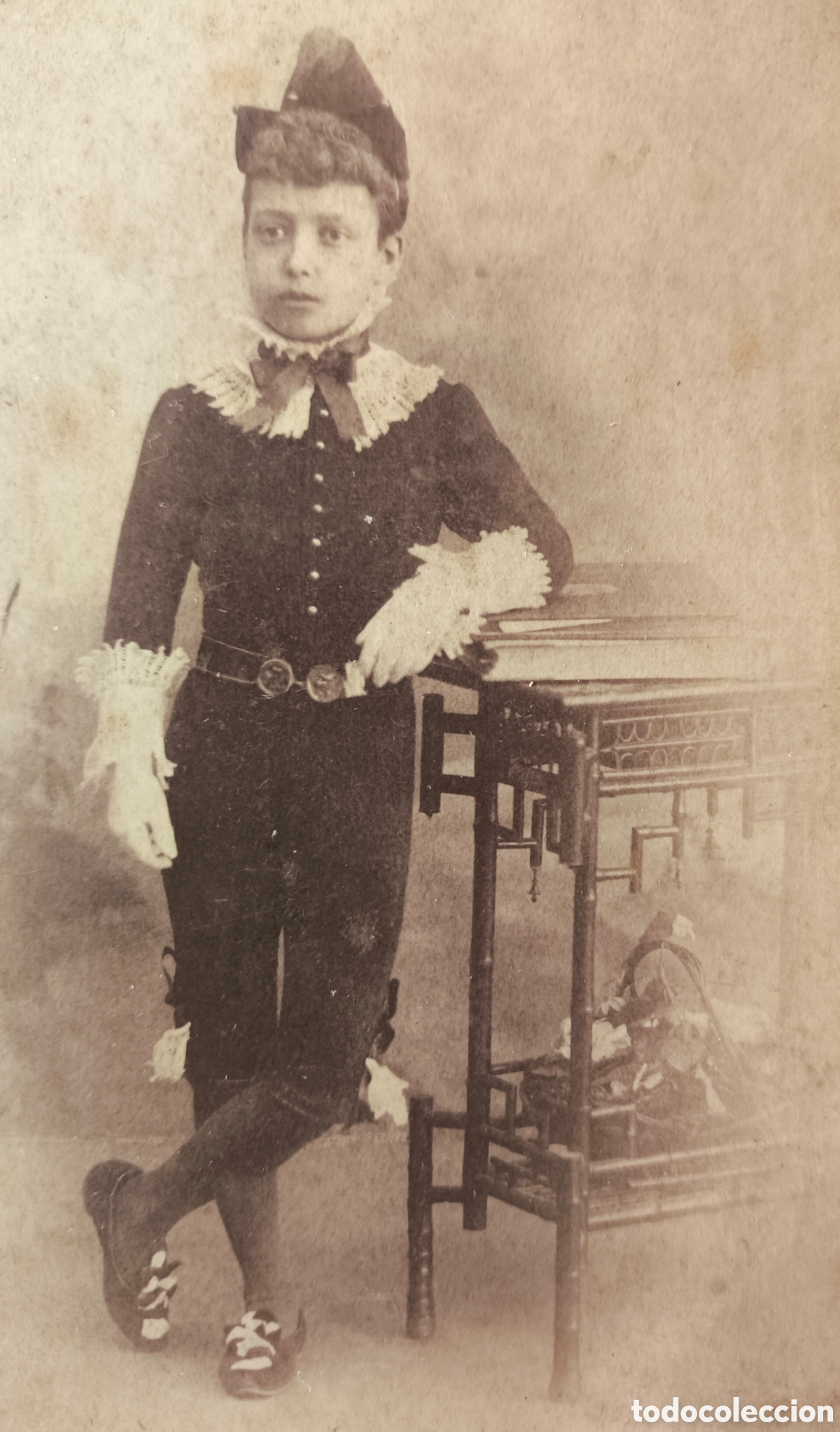 Fotograf&iacute;a antigua: &Aacute;LBUMINA FOTOGRAF&Iacute;A RETRATO DE ESTUDIO NI&Ntilde;O BURGUES&Iacute;A FOT&Oacute;GRAFO VDA. DE AMAYRA MADRID C. 1900