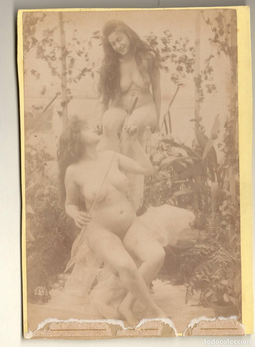 Fotograf&iacute;a antigua: Dos desnudos femeninos, 1900's. Foto: Josep M&ordf; Ca&ntilde;ellas, Par&iacute;s. 5298