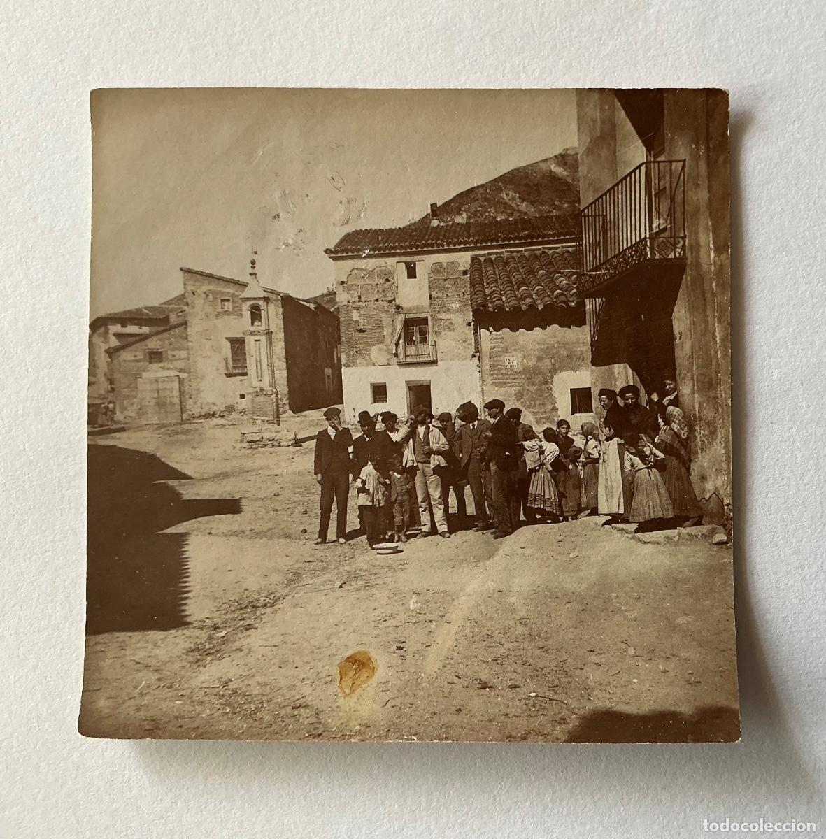 Fotograf&iacute;a antigua: FOTOGRAF&Iacute;A ALB&Uacute;MINA VIENDO EL ECLIPSE DE SOL MAYO 1900 O AGOSTO 1905 SEGURAMENTE MALAG&Oacute;N CIUDAD REAL