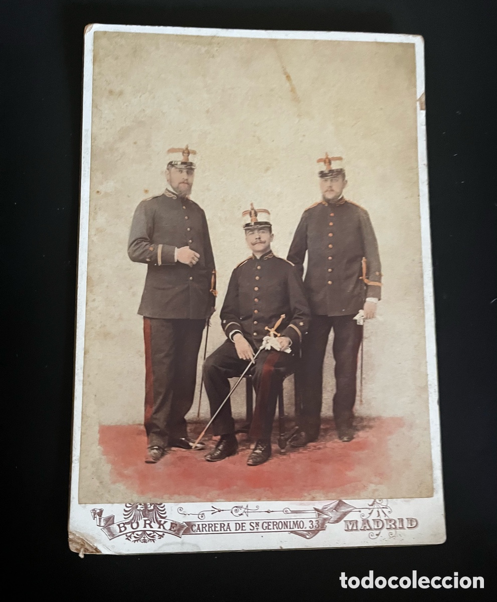 Fotograf&iacute;a antigua: Antigua fotograf&iacute;a alb&uacute;mina militar coloreada Borke Madrid, guerra de Cuba. Siglo XlX. Gran tama&ntilde;o.