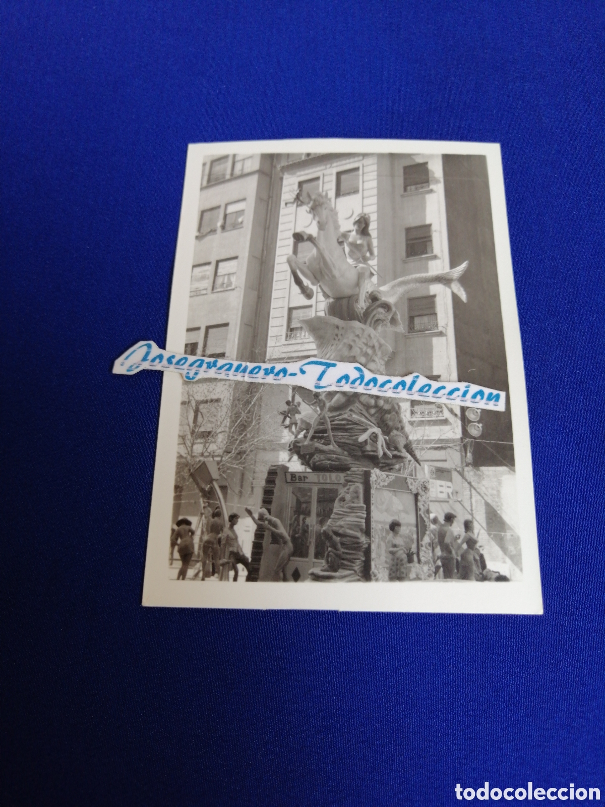 Fotograf&iacute;a antigua: FALLA SAN IGNACIO DE LOYOLA -JES&Uacute;S Y MAR&Iacute;A A&Ntilde;O 1970 ARTISTA FRANCISCO TOM&Aacute;S LEMA LA PESCA DEL HOMBRE