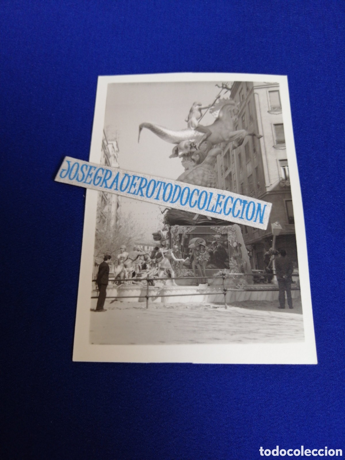 Fotograf&iacute;a antigua: FALLA SAN IGNACIO DE LOYOLA -JES&Uacute;S Y MAR&Iacute;A A&Ntilde;O 1970 ARTISTA FRANCISCO TOM&Aacute;S LEMA LA PESCA DEL HOMBRE