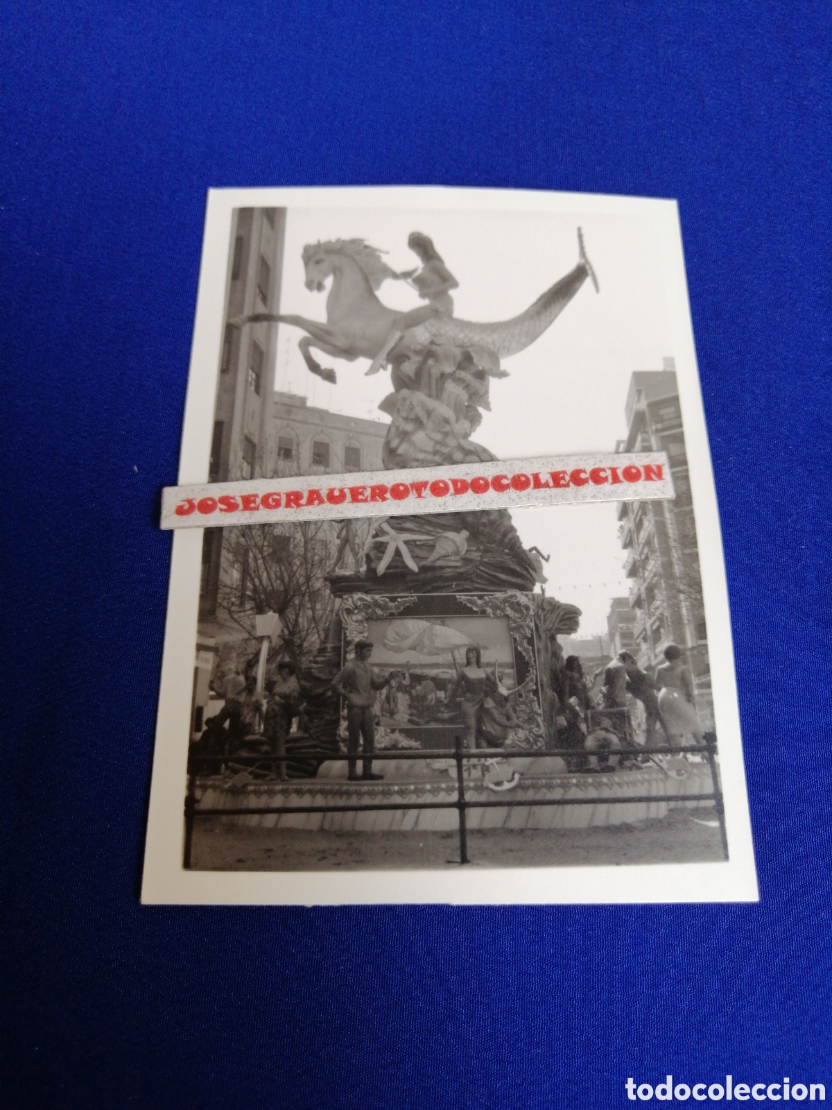 Fotograf&iacute;a antigua: FALLA SAN IGNACIO DE LOYOLA -JES&Uacute;S Y MAR&Iacute;A A&Ntilde;O 1970 ARTISTA FRANCISCO TOM&Aacute;S LEMA LA PESCA DEL HOMBRE