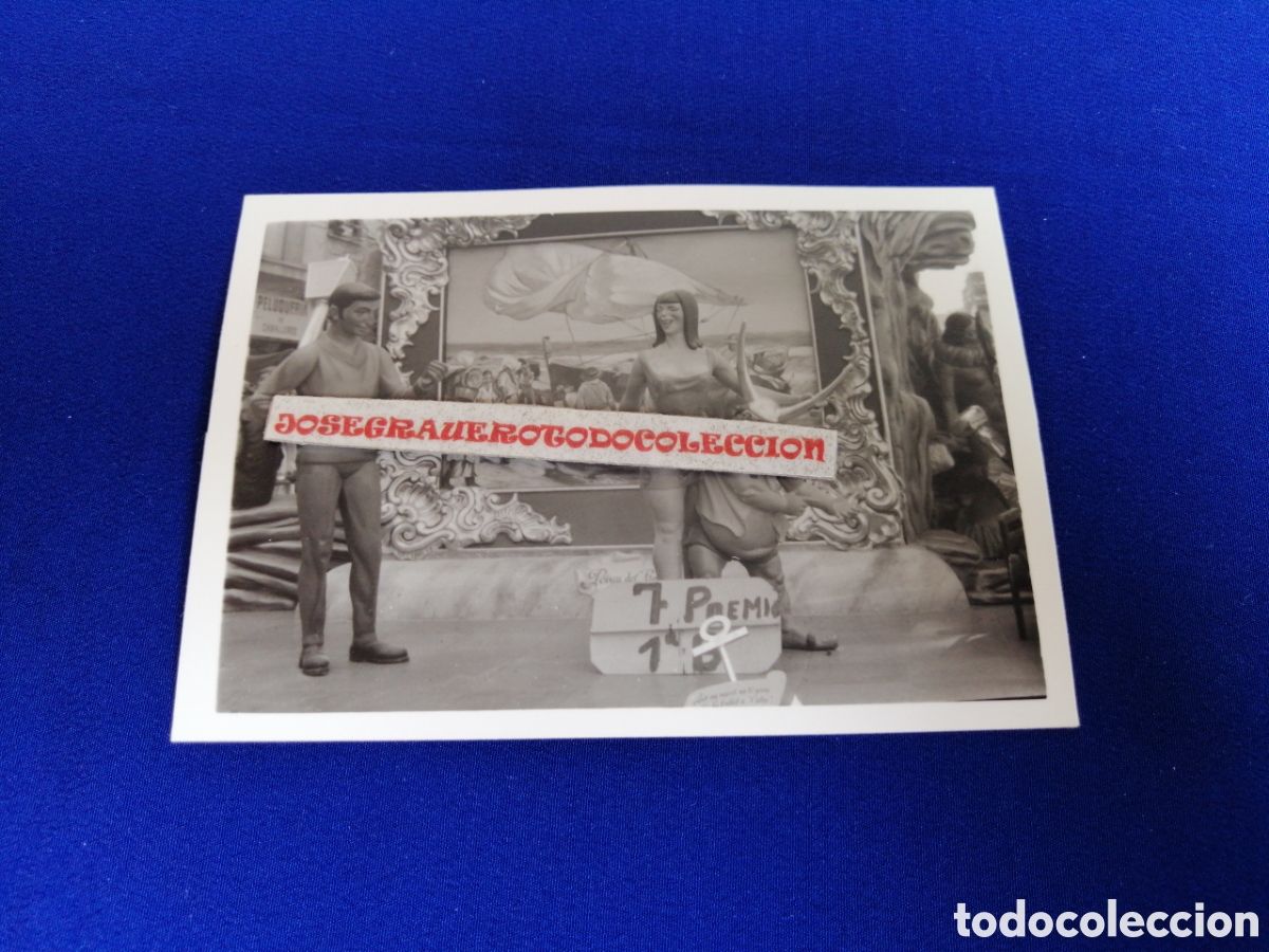 Fotograf&iacute;a antigua: FALLA SAN IGNACIO DE LOYOLA -JES&Uacute;S Y MAR&Iacute;A A&Ntilde;O 1970 ARTISTA FRANCISCO TOM&Aacute;S LEMA LA PESCA DEL HOMBRE
