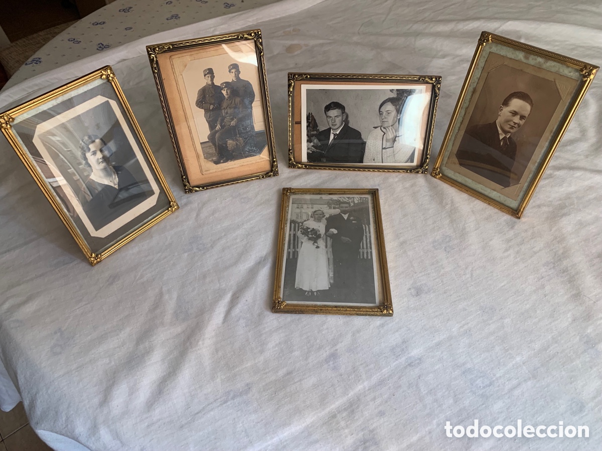 Fotograf&iacute;a antigua: Marcos Antiguos de metal dorado con fotos Originales