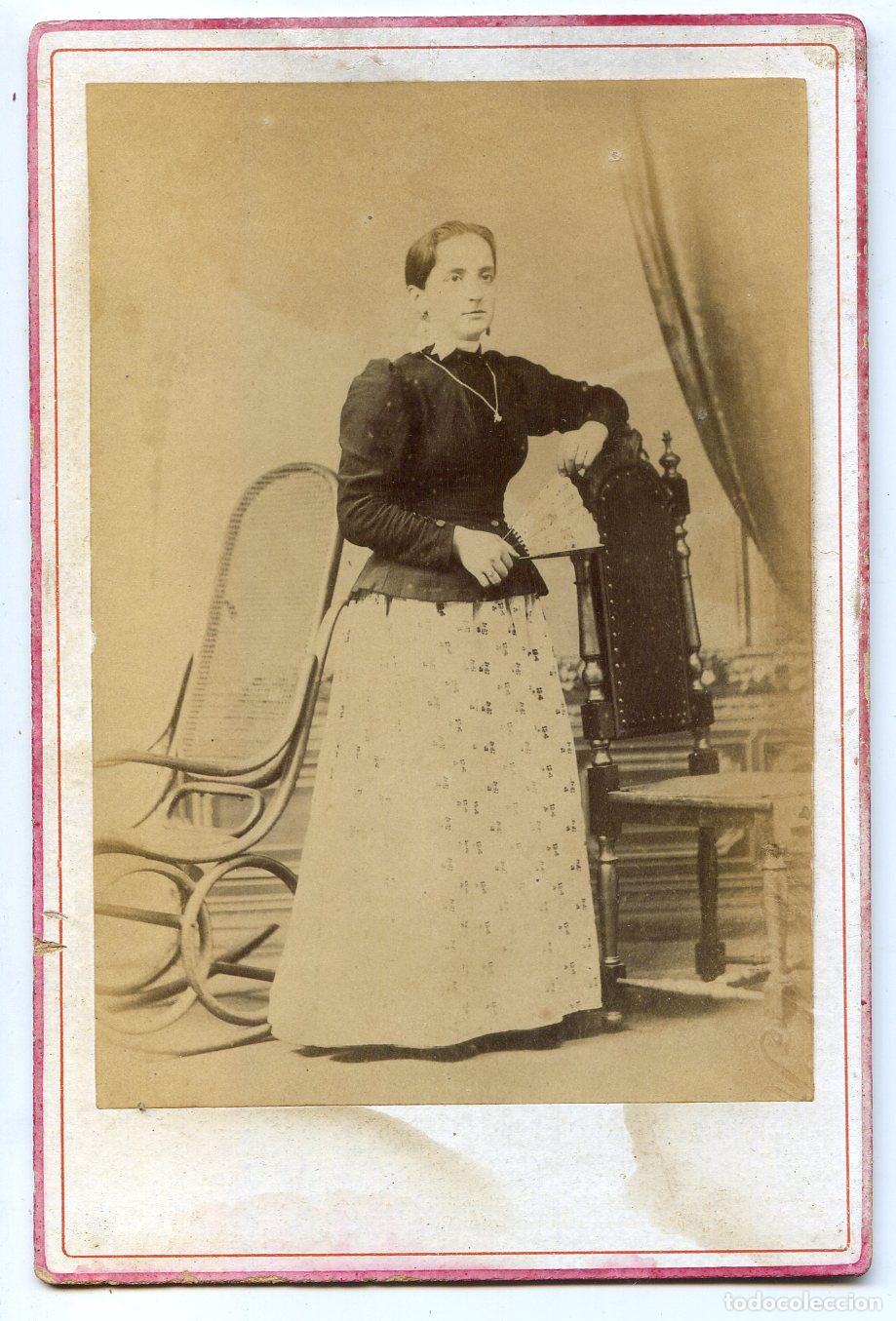 Fotograf&iacute;a antigua: Fotograf&iacute;a de se&ntilde;orita formato cabinet, Fotograf&iacute;a Espa&ntilde;ola, Aniceto Gonz&aacute;lez, Santander