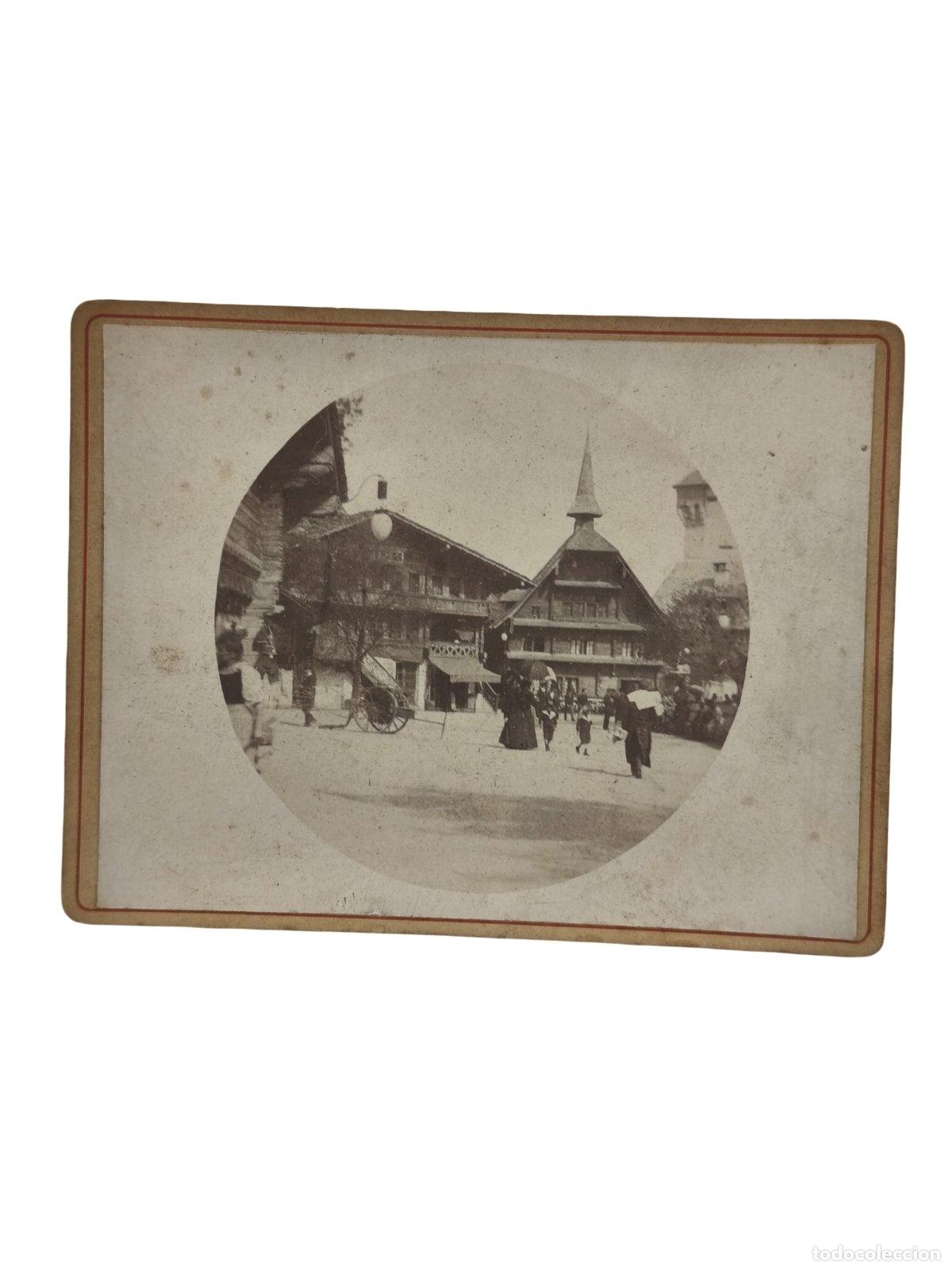 Fotograf&iacute;a antigua: Fotograf&iacute;a antigua. Francia. Par&iacute;s. Exposici&oacute;n universal de Par&iacute;s. El Pueblo Suizo. Circa 1900.