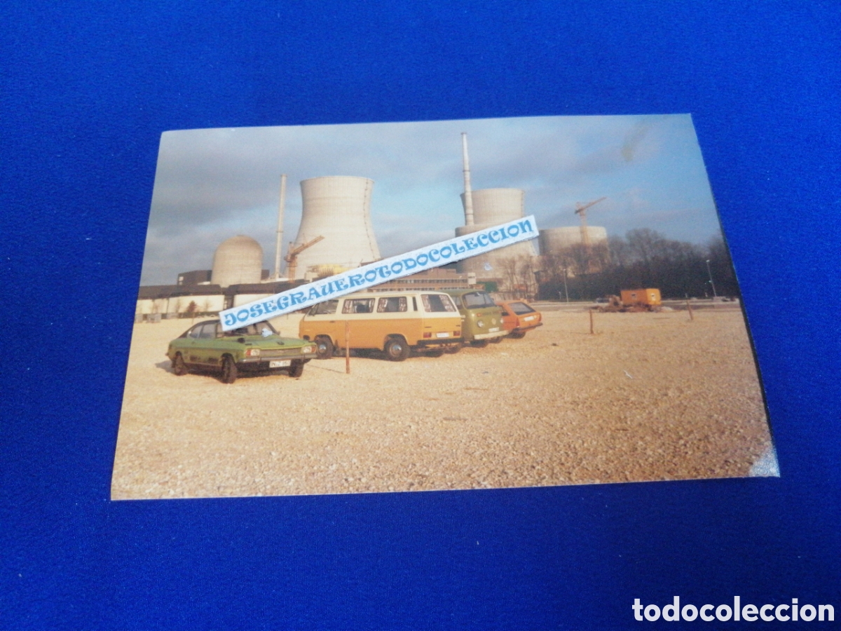 Fotograf&iacute;a antigua: FORD CAPRI MK1 - VOLKSWAGEN TRANSPORTE T3 COCHES ANTIGUOS - CENTRAL NUCLEAR O T&Eacute;RMICA A&Ntilde;O 1982
