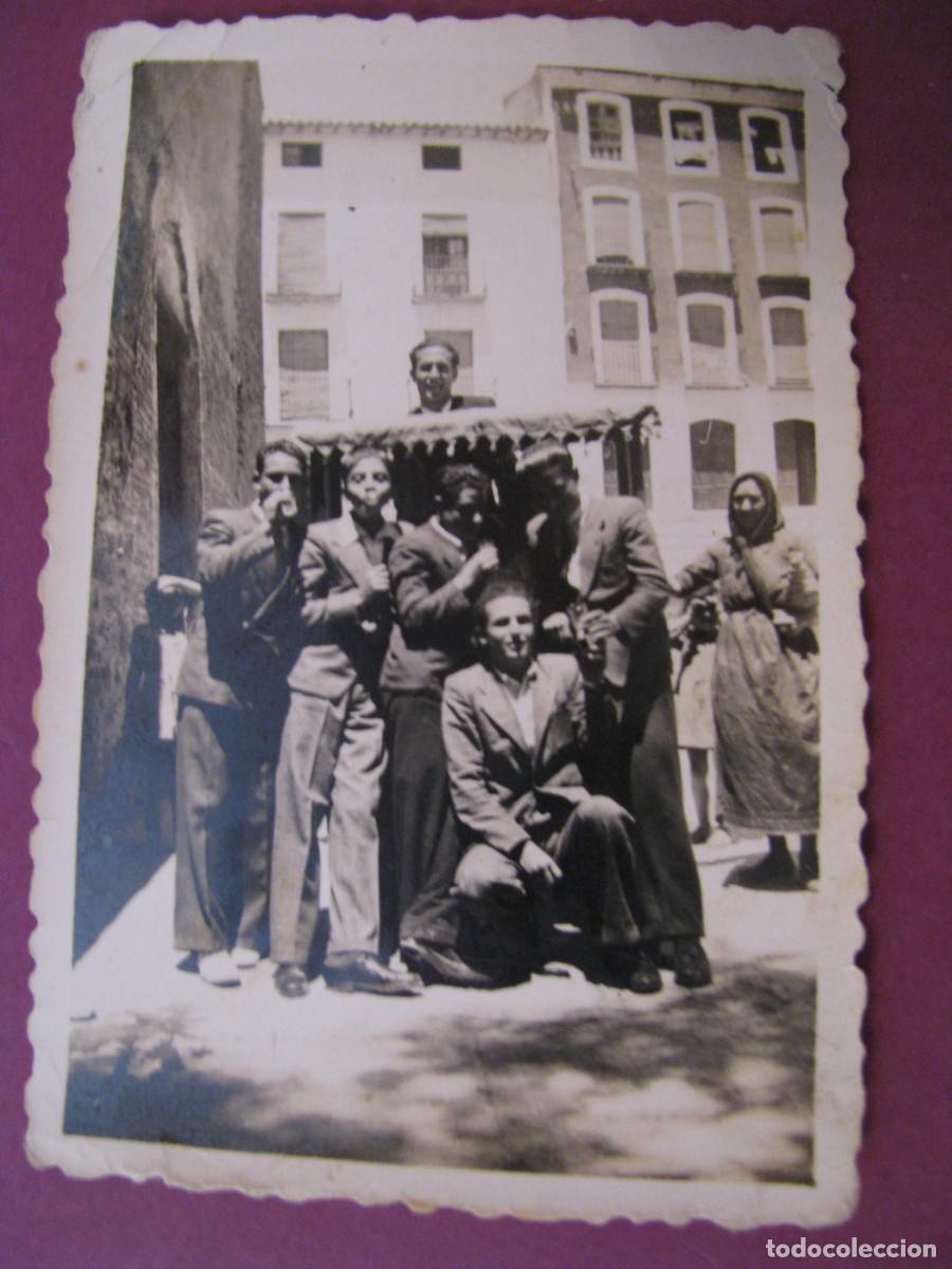 Fotograf&iacute;a antigua: ANTIGUA FOTO SIN IDENTIFICAR EL LUGAR. 8X6 CM. A&Ntilde;O 1944