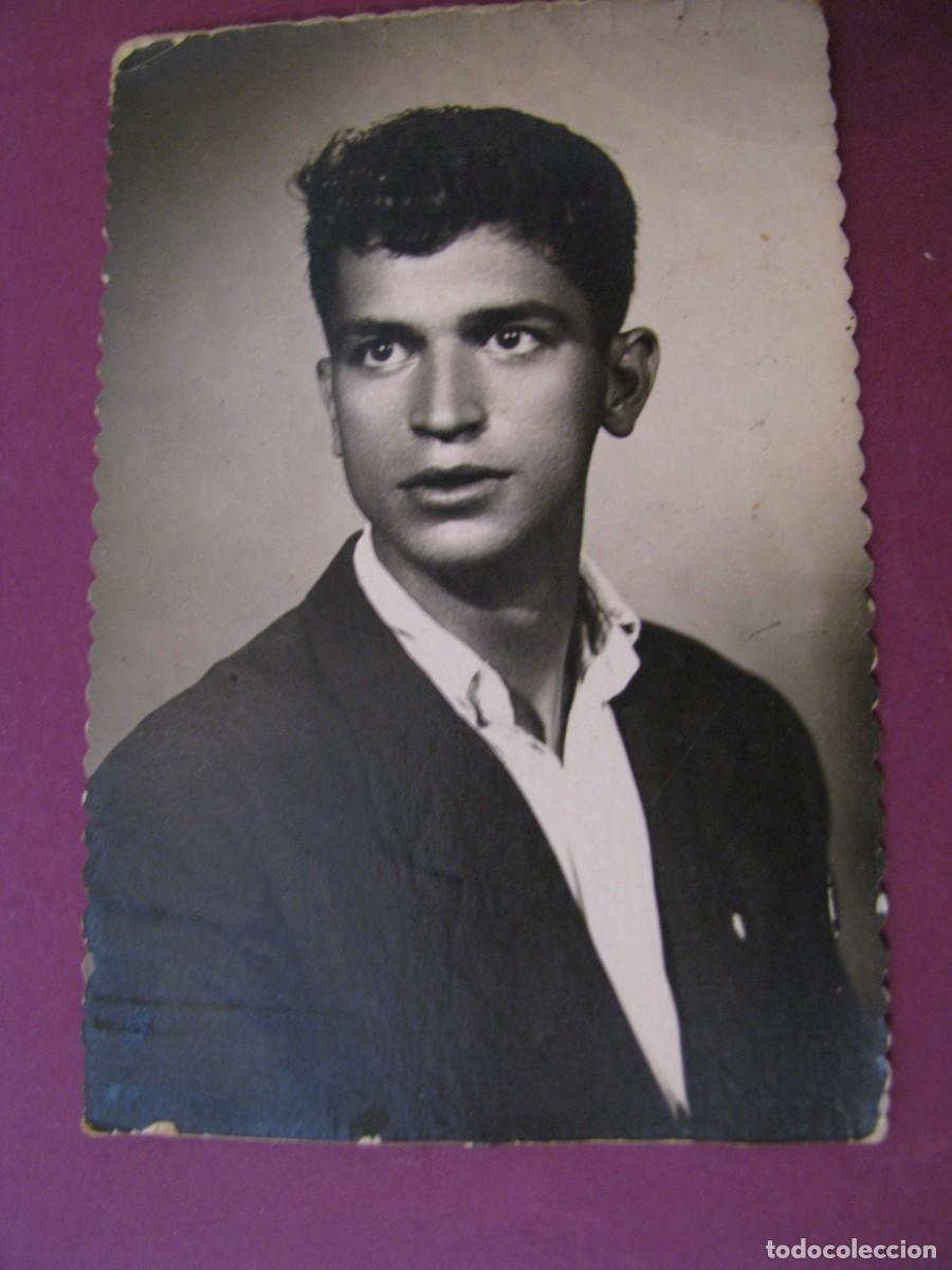 Fotograf&iacute;a antigua: FOTO DE UN HOMBRE. FOTO VENECIA, MALAGA. 8,5X5,5 CM. 1949.