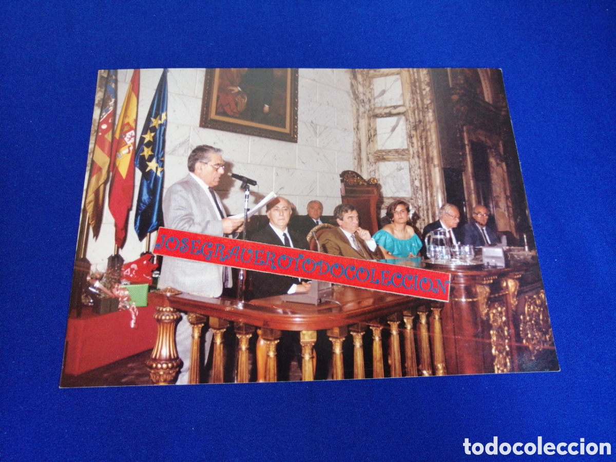 Fotograf&iacute;a antigua: LO RAT PENAT - REINA DE LA POES&Iacute;A 1991 ANGELA VALLE PRESIDENTE PERE DELMONTE I HURTADO FOTOGRAF&Iacute;A