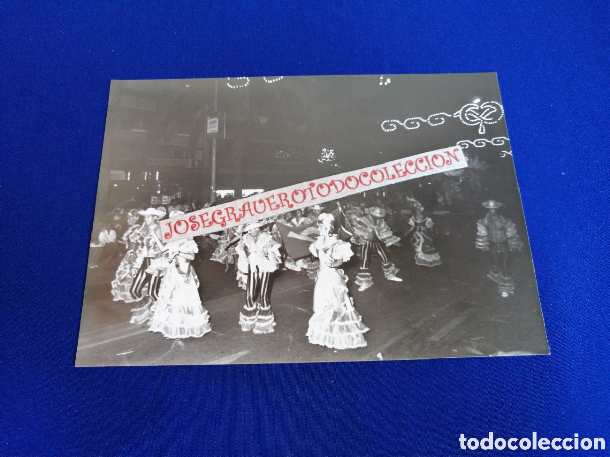 Fotograf&iacute;a antigua: VALENCIA CABALGATA DEL REINO BAILANDO SAMBA BRASILE&Ntilde;A FOTOGRAF&Iacute;A ANTIGUA SIGLO PASADO