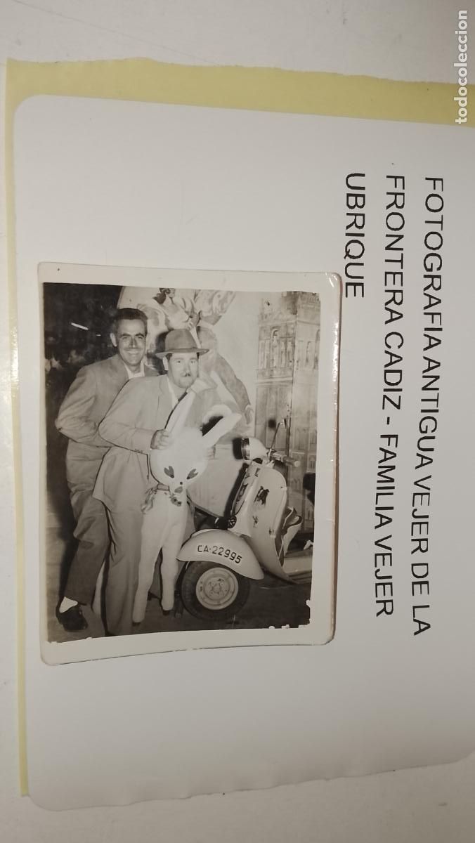 Fotograf&iacute;a antigua: FOTOGRAFIA ANTIGUA VEJER DE LA FRONTERA CADIZ - FAMILIA VEJER UBRIQUE - FERIA MOTO VESPA