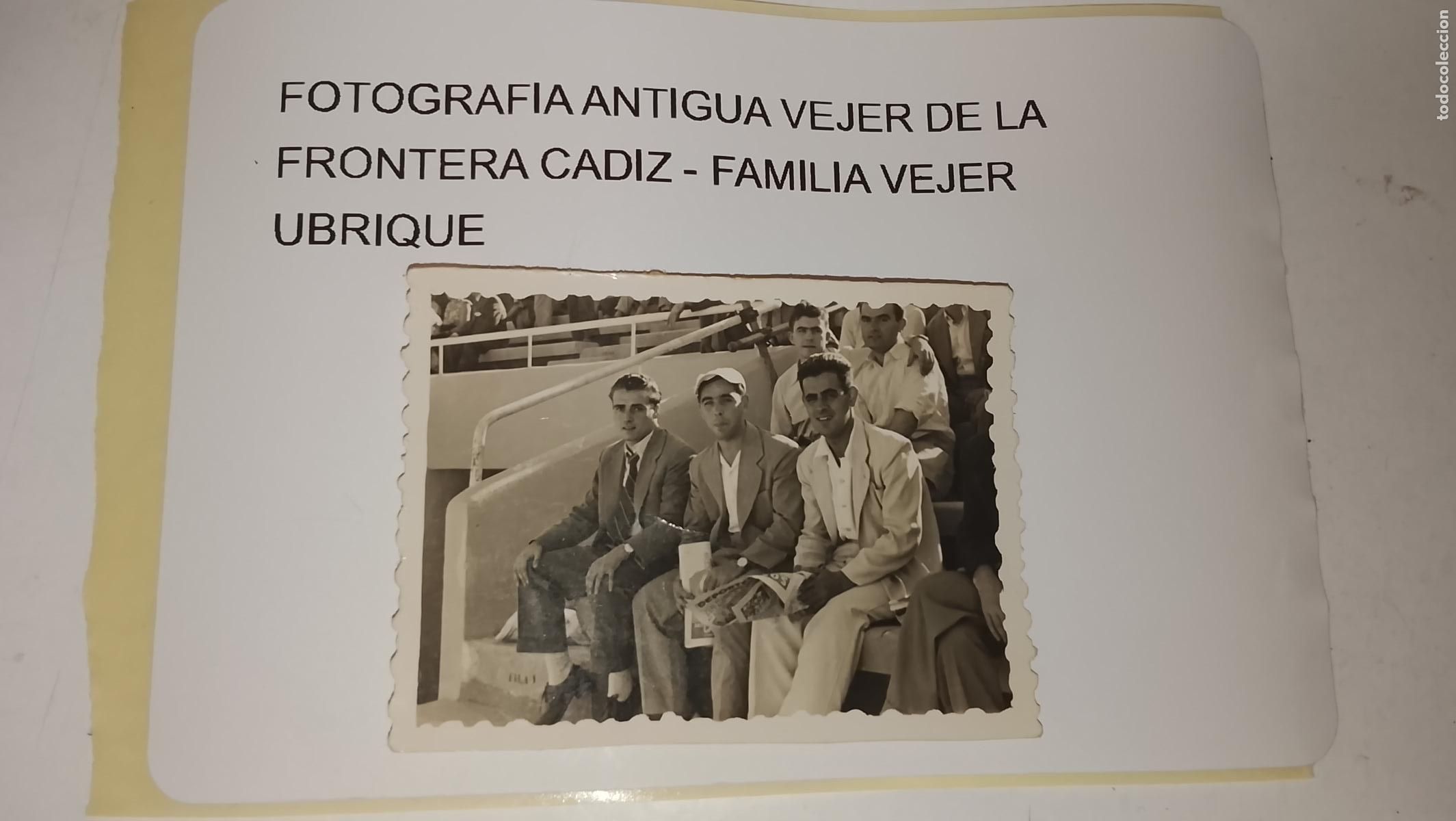 Fotograf&iacute;a antigua: FOTOGRAFIA ANTIGUA VEJER DE LA FRONTERA CADIZ - FAMILIA VEJER UBRIQUE - 1955