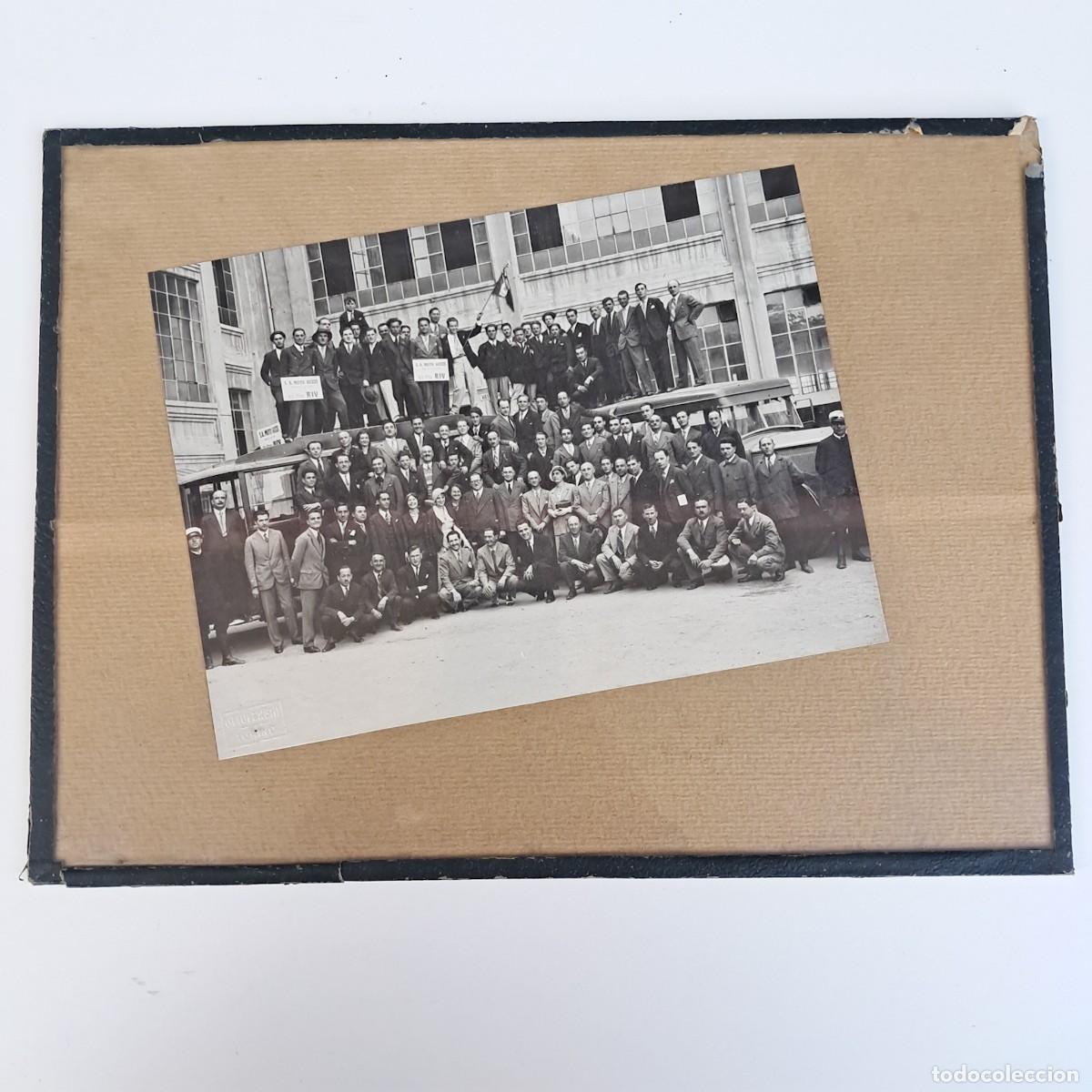 Fotograf&iacute;a antigua: Rara foto d'epoca in b/n Moto Guzzi - delegazione in visita alla RIV di Villar Perosa
