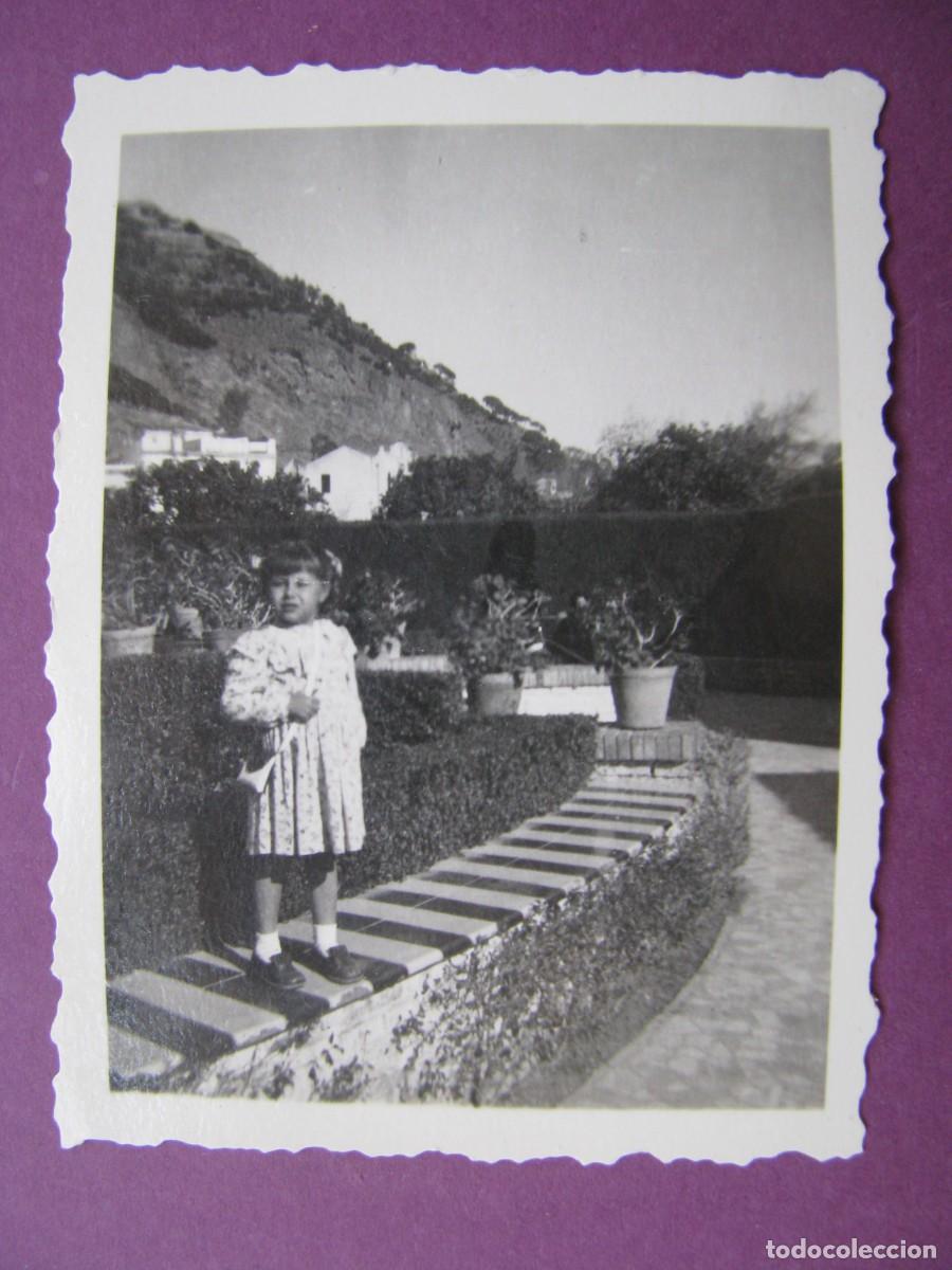 Fotograf&iacute;a antigua: PEQUE&Ntilde;A FOTO DE MALAGA. FINALES DE LOS A&Ntilde;OS 1940 PRINCIPIO 1950. 6,5X5 CM